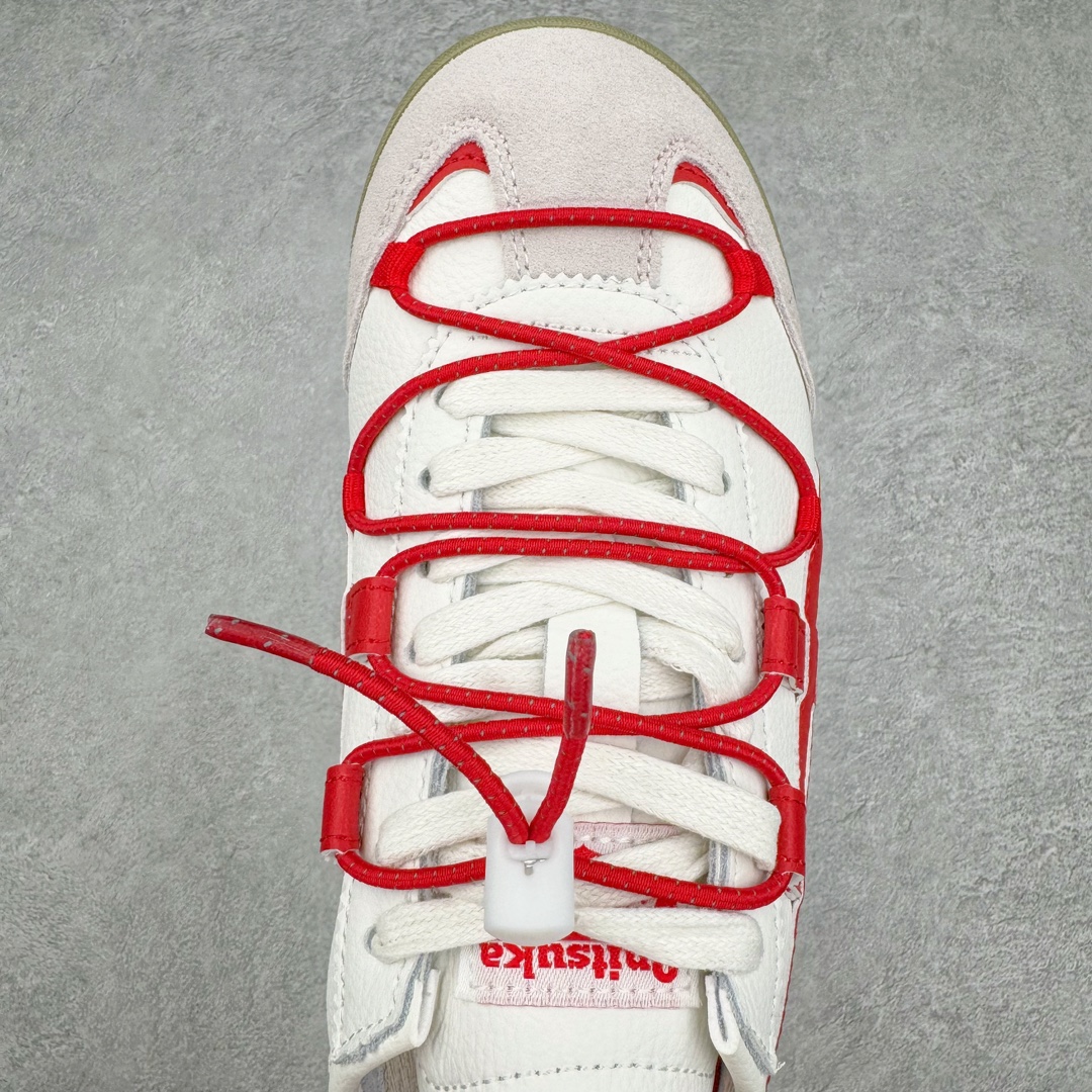 图片[4]-＃C版 Asics Onitsuka Tiger MEXICO 66 亚瑟士鬼冢虎复古经典板鞋 CNY 龙年限定 白红 市场王者选手 海外订单工厂出品 长期生产补货永不断码 超成熟稳定的做工品控 原装全套纸板楦头开发 原汁原味 完美呈现版型 私模正确鞋底咬花纹路 一比一鞋头弧度高度鞋身弧度 绝不口嗨 细节品控鞋型随意秒杀市面 原档咬花纹路私模大底 一个单元有六个三角形 总体形拼接呈现花瓣状 官方四联吊牌 原装Ortholite轻量化鞋垫 原盒原配 质保卡 说明书 钢印防尘纸 纸板中底带钢印 乳胶组合鞋垫 支持全方位的对比专柜 产品从款式颜色造型上体现出追求舒适和细节的完美 鞋类更是推崇手工制作的严谨与完美 融舒适性与可穿性的设计风格 注重细节的完美和别致魅力 既保持稳重 又不失轻松的时尚感 尺码：36 37 37.5 38 39 39.5 40 40.5 41.5 42 42.5 43.5 44 45-选品中心