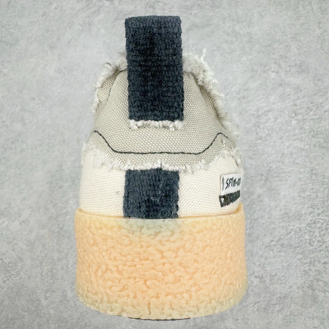 图片[8]-＃AY纯原 Song for the Mute x AD Originals SFTM-002 CAMPUS 80s学院系列低帮休闲运动帆布硫化板鞋 联名帆布浅灰黑橙鸳鸯 ID4818 Originals 与时尚品牌 Song for the Mute 早先在第二次合作系列中推出的 SFTM-002 CAMPUS 80’s 鞋款迎来新配色发布。与此同时，此次新品更新还包括了服装系列。标志性的 Campus 鞋款带有磨损毛边的帆布鞋面、厚实的橡胶鞋底以及受「蒸汽朋克」风格启发的金属鞋带孔体现了令人怀旧的复古气质。创意总监 Lyna Ty 在服装系列中以现代化的制作方式和细节设计重新诠释了 adidas 的经典款式与廓形。风衣和短裤以翠绿色和大地色调为主，渐变 T 恤强调怀旧复古感，拉链衬衫和侧拉链裤则采用充满活力的柠檬绿和柔和的炭灰色呈现。服饰采用了具有「波浪」纹理和透气孔的优质面料打造，更配有保护层专利拉链、橡胶浸渍的绳带细节，adidas 标志性的三条纹在色彩上形成强烈的对比效果，为整体增添了独特抢眼的设计元素。尺码：36 36⅔ 37⅓ 38 38⅔ 39⅓ 40 40⅔ 41⅓ 42 42⅔ 43⅓ 44 44⅔ 45⅓ 46⅓-选品中心