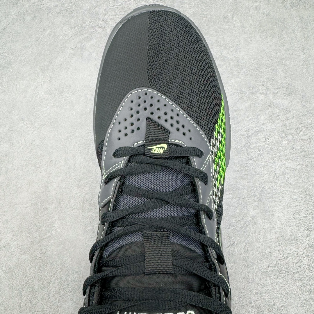 图片[4]-NK Air Zoom G.T. Cut Academy EP GT男/女篮球鞋 黑色 FB2598-001 NK首度推出G.T. Cut 系列的平价款式G.T. Cut Academy，外型维持一贯的流线型设计。不同价格的款式，让不同需求的球友也能入手适合自己的球鞋。足底出色抓地设计，助你瞬息急停，随意变速，轻松摆脱对手，驰骋赛场。匠心底纹从后跟延伸至鞋头，铸就急起急停的强劲抓地表现，助力实现侧向突破和快速移步。鞋款采用出众回弹设计，为切入、转向和移步篮筐提供出色的能量回馈。回弹性能带来弹力充沛的迈步体验，让你爆发疾速。前足搭载 Zoom Air 缓震配置，助你在赛事升温之际迅猛出击。足底缓震配置带来舒适比赛体验。中底搭载厚实泡绵，营造非凡舒适的支撑感受。该鞋款可轻松驾驭坚硬地面，助力鏖战。尺码：36 36.5 37.5 38 38.5 39 40 40.5 41 42 42.5 43 44 44.5 45 46-选品中心