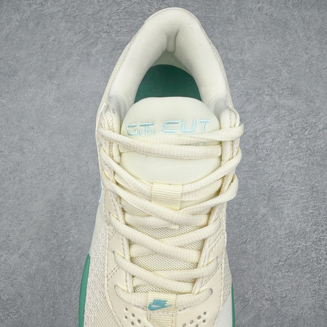 图片[5]-NK Air Zoom G.T. Cut Academy EP GT男/女篮球鞋 米绿色 FB2598-102 NK首度推出G.T. Cut 系列的平价款式G.T. Cut Academy，外型维持一贯的流线型设计。不同价格的款式，让不同需求的球友也能入手适合自己的球鞋。足底出色抓地设计，助你瞬息急停，随意变速，轻松摆脱对手，驰骋赛场。匠心底纹从后跟延伸至鞋头，铸就急起急停的强劲抓地表现，助力实现侧向突破和快速移步。鞋款采用出众回弹设计，为切入、转向和移步篮筐提供出色的能量回馈。回弹性能带来弹力充沛的迈步体验，让你爆发疾速。前足搭载 Zoom Air 缓震配置，助你在赛事升温之际迅猛出击。足底缓震配置带来舒适比赛体验。中底搭载厚实泡绵，营造非凡舒适的支撑感受。该鞋款可轻松驾驭坚硬地面，助力鏖战。尺码：36 36.5 37.5 38 38.5 39 40 40.5 41 42 42.5 43 44 44.5 45 46-选品中心