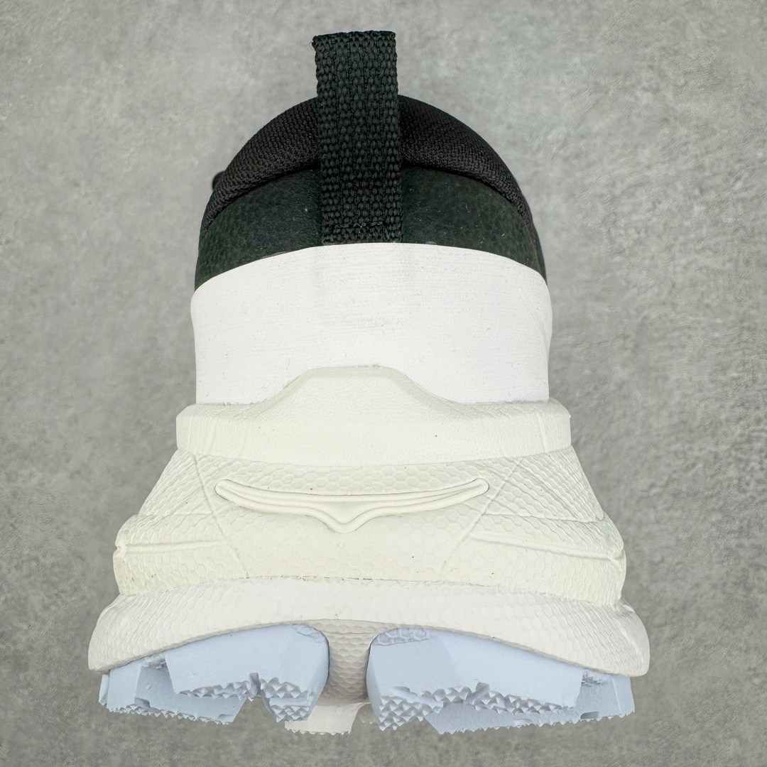 图片[8]-＃X版纯原 HOKA ONE ONE Tor Uitra Low 托亚潮流户外越野登山功能鞋 鞋款利用机能、户外、复古元素将都市型格与户外机能无缝结合 既能自由穿梭于城市的钢筋水泥之间 也能轻松演绎山系潮流搭配 全粒面皮革结合模压鞋口 提升持久耐穿度 直至鞋头的鞋带设计 舒适灵活的调节 搭配鞋头处HOKA ONE ONE飞翼纹饰 营造了个性十足的张扬气场 Tor Ultra 配备 Vibram® 鞋底与 EVA 和RMAT® 中底 给穿著者最佳的抓地力及舒适性 另外中底的金属摇杆可稳定脚部行程 当走过崎岖山路时依然让脚部得到平稳的感觉 而整对鞋以皮革和耐用尼龙布材打造 与坚固的鞋底相结合 可以牢固地支撑脚部和脚踝 另外外层搭载的Event技术 保持鞋履防水以及鞋内透气作用 尺码：36 36.5 37.5 38 38.5 39 40 40.5 41 42 42.5 43 44 44.5 45-选品中心