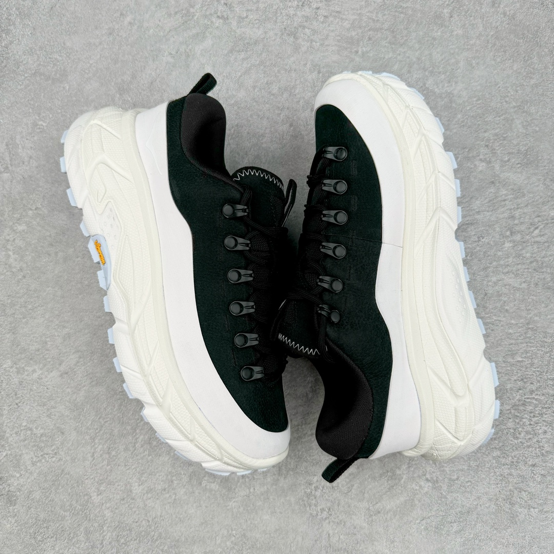 图片[3]-＃X版纯原 HOKA ONE ONE Tor Uitra Low 托亚潮流户外越野登山功能鞋 鞋款利用机能、户外、复古元素将都市型格与户外机能无缝结合 既能自由穿梭于城市的钢筋水泥之间 也能轻松演绎山系潮流搭配 全粒面皮革结合模压鞋口 提升持久耐穿度 直至鞋头的鞋带设计 舒适灵活的调节 搭配鞋头处HOKA ONE ONE飞翼纹饰 营造了个性十足的张扬气场 Tor Ultra 配备 Vibram® 鞋底与 EVA 和RMAT® 中底 给穿著者最佳的抓地力及舒适性 另外中底的金属摇杆可稳定脚部行程 当走过崎岖山路时依然让脚部得到平稳的感觉 而整对鞋以皮革和耐用尼龙布材打造 与坚固的鞋底相结合 可以牢固地支撑脚部和脚踝 另外外层搭载的Event技术 保持鞋履防水以及鞋内透气作用 尺码：36 36.5 37.5 38 38.5 39 40 40.5 41 42 42.5 43 44 44.5 45-选品中心