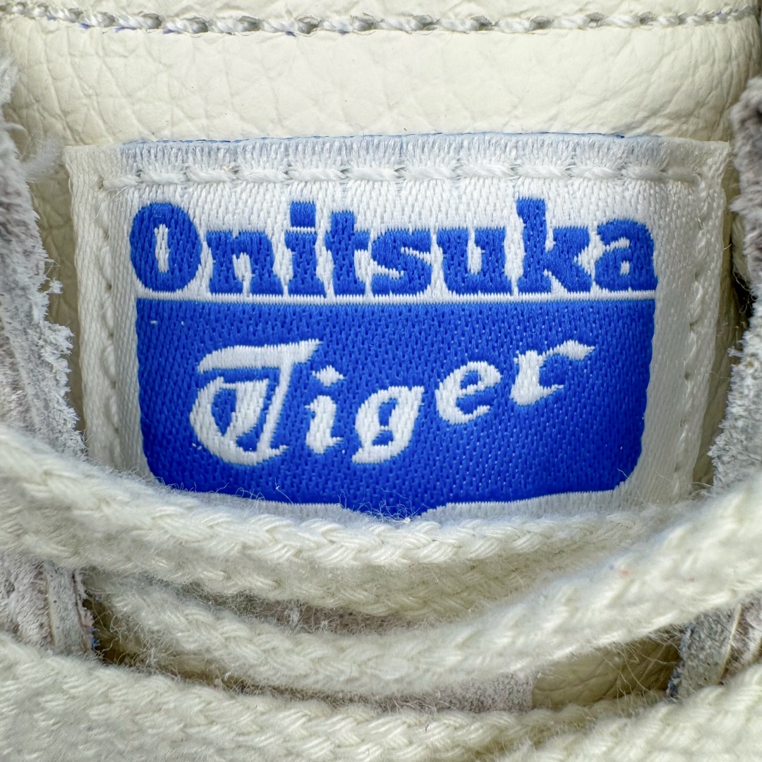 图片[13]-＃HK纯原 Asics Onitsuka Tiger MEXICO 66 亚瑟士鬼冢虎复古经典板鞋 市场最强版本 头层小羊皮加持 海外订单工厂出品 超成熟稳定的做工品控 原装全套纸板楦头开发 原汁原味 完美呈现版型 私模正确鞋底咬花纹路 一比一鞋头弧度高度鞋身弧度 绝不口嗨 细节品控鞋型随意秒杀市面 原档咬花纹路私模大底 一个单元有六个三角形 总体形拼接呈现花瓣状 官方四联吊牌 原装Ortholite轻量化鞋垫 原盒原配 质保卡 说明书 钢印防尘纸 纸板中底带钢印 乳胶组合鞋垫 支持全方位的对比专柜 产品从款式颜色造型上体现出追求舒适和细节的完美 鞋类更是推崇手工制作的严谨与完美 融舒适性与可穿性的设计风格 注重细节的完美和别致魅力 既保持稳重 又不失轻松的时尚感 尺码：36 37 37.5 38 39 39.5 40 40.5 41.5 42 42.5 43.5 44 45 46-选品中心