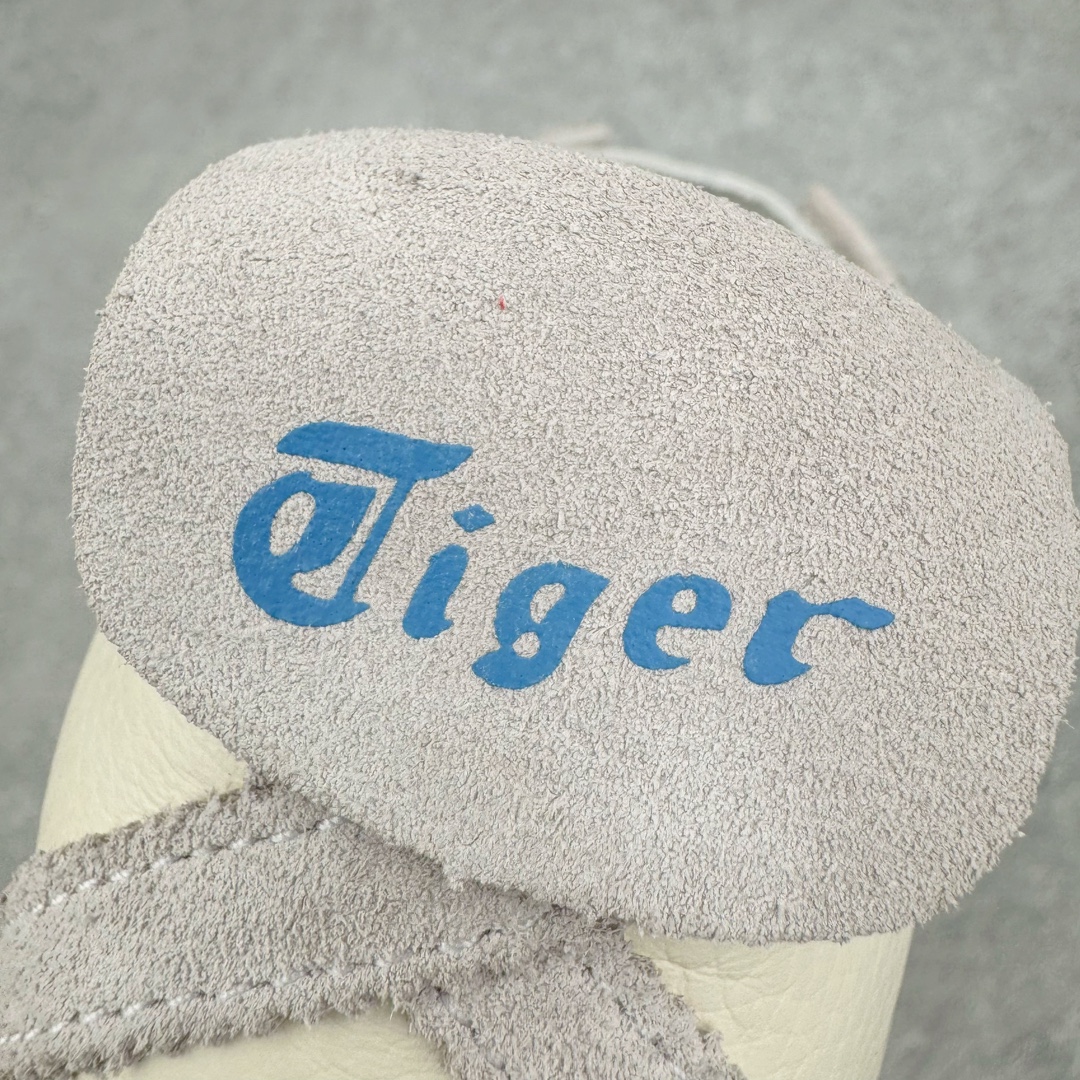 图片[15]-＃HK纯原 Asics Onitsuka Tiger MEXICO 66 亚瑟士鬼冢虎复古经典板鞋 市场最强版本 头层小羊皮加持 海外订单工厂出品 超成熟稳定的做工品控 原装全套纸板楦头开发 原汁原味 完美呈现版型 私模正确鞋底咬花纹路 一比一鞋头弧度高度鞋身弧度 绝不口嗨 细节品控鞋型随意秒杀市面 原档咬花纹路私模大底 一个单元有六个三角形 总体形拼接呈现花瓣状 官方四联吊牌 原装Ortholite轻量化鞋垫 原盒原配 质保卡 说明书 钢印防尘纸 纸板中底带钢印 乳胶组合鞋垫 支持全方位的对比专柜 产品从款式颜色造型上体现出追求舒适和细节的完美 鞋类更是推崇手工制作的严谨与完美 融舒适性与可穿性的设计风格 注重细节的完美和别致魅力 既保持稳重 又不失轻松的时尚感 尺码：36 37 37.5 38 39 39.5 40 40.5 41.5 42 42.5 43.5 44 45 46-选品中心