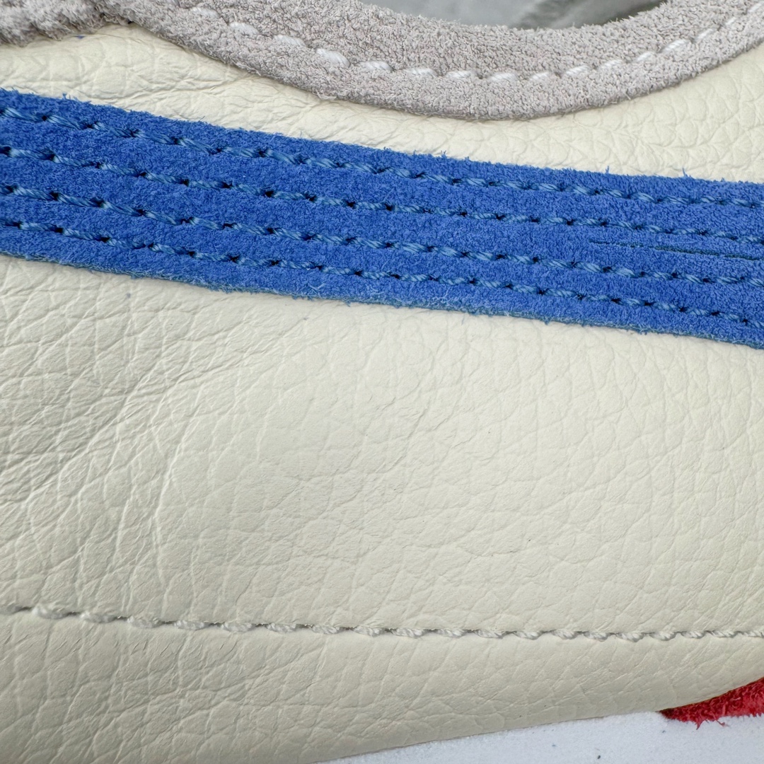 图片[16]-＃HK纯原 Asics Onitsuka Tiger MEXICO 66 亚瑟士鬼冢虎复古经典板鞋 市场最强版本 头层小羊皮加持 海外订单工厂出品 超成熟稳定的做工品控 原装全套纸板楦头开发 原汁原味 完美呈现版型 私模正确鞋底咬花纹路 一比一鞋头弧度高度鞋身弧度 绝不口嗨 细节品控鞋型随意秒杀市面 原档咬花纹路私模大底 一个单元有六个三角形 总体形拼接呈现花瓣状 官方四联吊牌 原装Ortholite轻量化鞋垫 原盒原配 质保卡 说明书 钢印防尘纸 纸板中底带钢印 乳胶组合鞋垫 支持全方位的对比专柜 产品从款式颜色造型上体现出追求舒适和细节的完美 鞋类更是推崇手工制作的严谨与完美 融舒适性与可穿性的设计风格 注重细节的完美和别致魅力 既保持稳重 又不失轻松的时尚感 尺码：36 37 37.5 38 39 39.5 40 40.5 41.5 42 42.5 43.5 44 45 46-选品中心