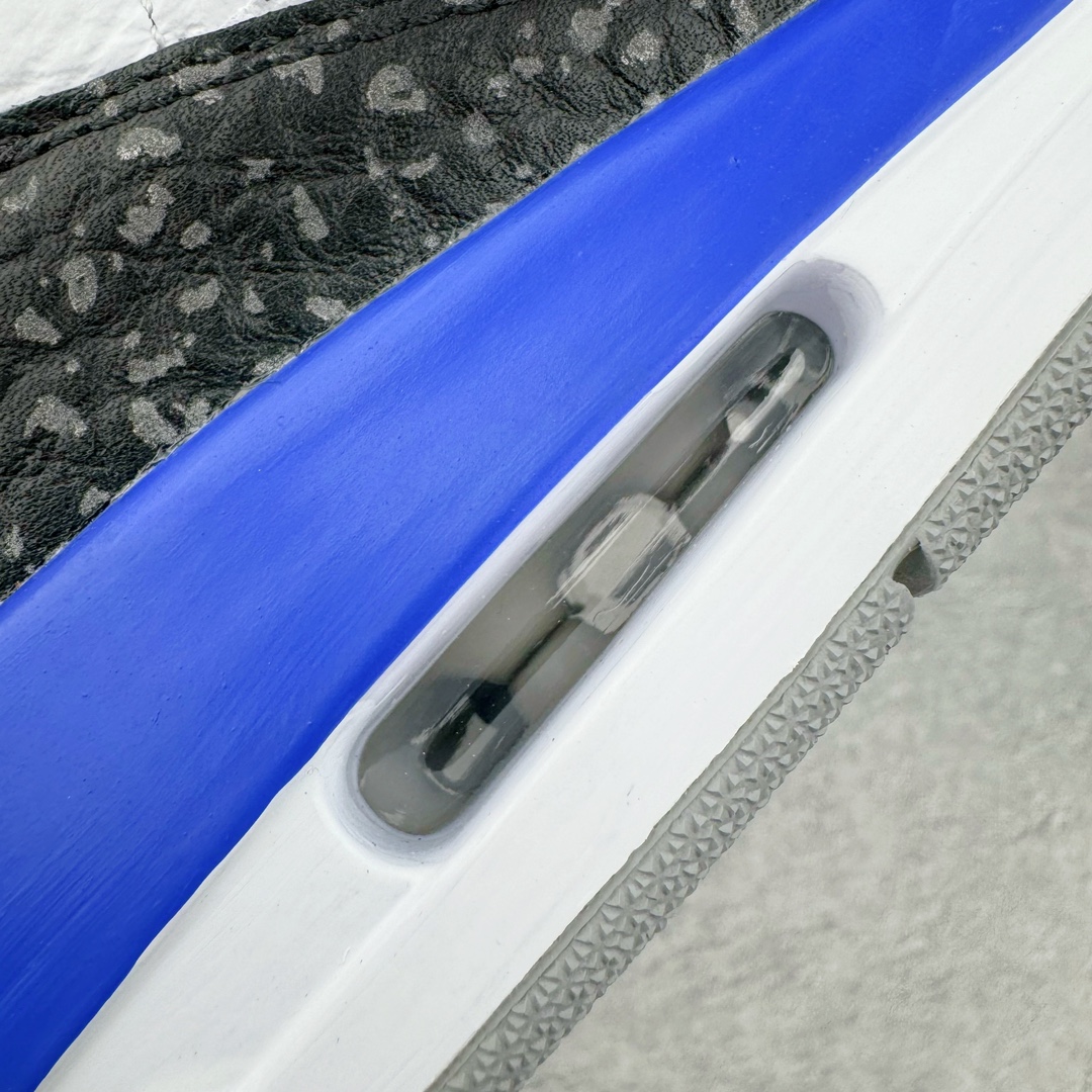 图片[17]-＃K版纯原 Air Jordan AJ3 Retro 小闪电白蓝 CT8532-145 原楦原纸板开发 确保原汁原味 原厂皮料质感色泽绝无偏差 完美中底拉帮 原厂中底钢印 原档案大底 如假白送 大底纹路 气垫通透度PU的回弹性均百分百还原 原厂电绣鞋舌飞人刺绣针数立体讲究精细欢迎对比正品原鞋 尺码：40 40.5 41 42 42.5 43 44 44.5 45 46 47.5-选品中心