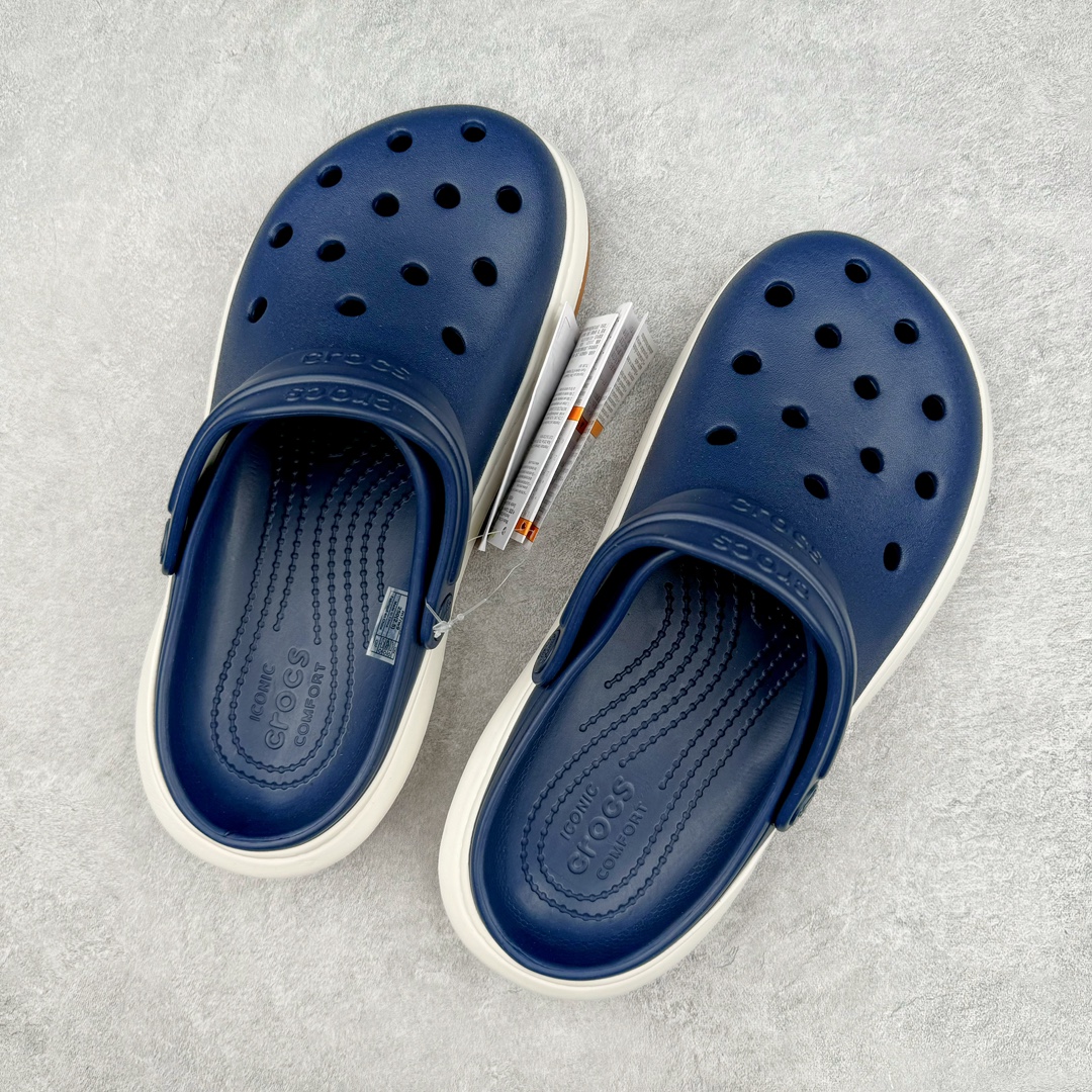 图片[3]-＃DG莞产 Crocs Classic Clog 卡骆驰简约休闲沙滩洞洞拖鞋凉鞋 全速 透明防水袋包装 注意配件需单独购买 超轻Croslite专利材料打造 鞋面更加耐用易清洗 该鞋款轻盈舒适 2002年 经典克骆格诞生 秉承外形简单 穿着舒适的初衷 不断为消费者带来舒适的穿着体验 穿出“趣”味 鞋面洞洞可搭彰显个性的智必星 一鞋两穿 可调节式后跟带增添鞋身的稳固性能 放前面变成愜意舒适的凉拖 放后面行走跑跳更加稳妥 Croslite ™材料 封闭式细胞树脂 能够在体温作用下自动变形以适应脚部形状 涉水性优秀的同时易于清洁 抓地力强 不易打滑 Crocs的核心理念：轻便 灵活 全方位的舒适感 同步官方尺码：M4（36-37） M5（37-38）M6（38-39）M7（39-40）M8（41-42）M9（42-43）M10（43-44）M11（45-46）-选品中心