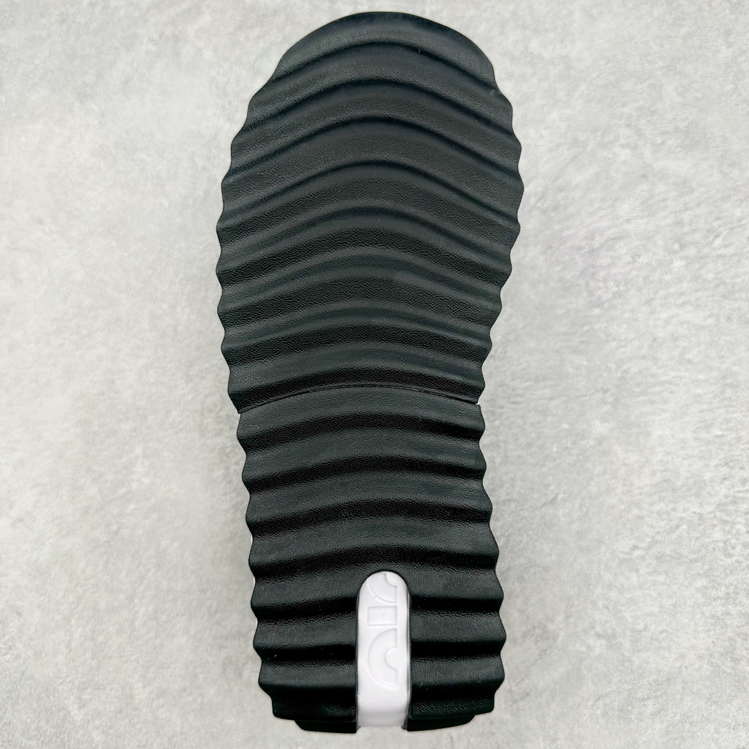 图片[9]-NK Air Max Dawn 黎明系列低帮气垫百搭休闲运动慢跑鞋 DC4068-102 采用柔软翻毛皮和透气梭织材料打造利落鞋面 中底和鞋跟融入现代感线条设计 兼具复古风格与时尚魅力 尽显运动风范 鞋底加入 Air 缓震配置巧搭柔软泡绵 塑就非凡舒适感受 穿上 Air Max Dawn 运动鞋 打造出众造型 迎接美好的一天 尺码：36 36.5 37.5 38 38.5 39 40 40.5 41 42 42.5 43 44 44.5 45-选品中心