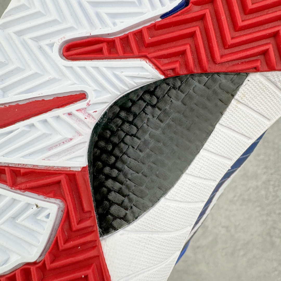 图片[17]-＃灭世 NK Zoom Kobe 4 科比四代 费城蓝色 FQ3545-400 历时半年 重新开版 最高工艺 最高标准 打造顶级实战旗舰标杆 实战属性TOP 1 接受任意版本实战性能正面PK 实力源自深耕实战球鞋的工业底蕴 王者归来绝非空穴来风 杜绝杀猪 感受一分钱十分货诚意巨作 ✅原厂超厚头层磨砂牛皮 ➕独家定制头层蛇鳞纹 ✅正确蛇鳞压印原盒 ✅原厂复刻纸板➕原楦调试 历时半年 打造近乎完美版型（包裹体验 鞋脚一体性 99% 无限接近） ✅中底MD黑色部分为特殊组合工艺 外层复合超薄绒布，触摸触感明显区分市场货品 【市场唯一同步正品工艺货品】 ✅代工级品控 一个月独家售后 为实战保驾护航 尺码：39-47.5-选品中心