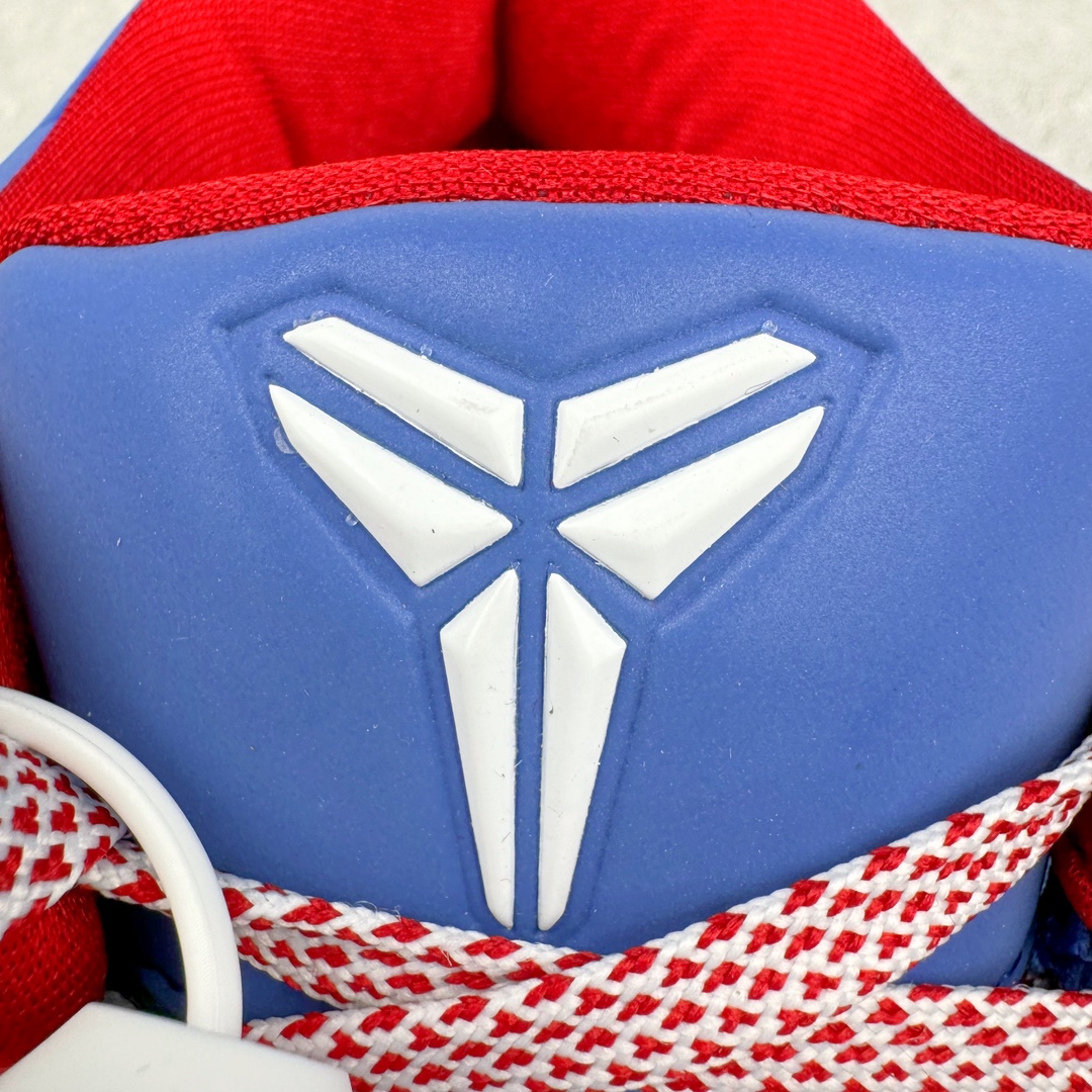 图片[12]-＃灭世 NK Zoom Kobe 4 科比四代 费城蓝色 FQ3545-400 历时半年 重新开版 最高工艺 最高标准 打造顶级实战旗舰标杆 实战属性TOP 1 接受任意版本实战性能正面PK 实力源自深耕实战球鞋的工业底蕴 王者归来绝非空穴来风 杜绝杀猪 感受一分钱十分货诚意巨作 ✅原厂超厚头层磨砂牛皮 ➕独家定制头层蛇鳞纹 ✅正确蛇鳞压印原盒 ✅原厂复刻纸板➕原楦调试 历时半年 打造近乎完美版型（包裹体验 鞋脚一体性 99% 无限接近） ✅中底MD黑色部分为特殊组合工艺 外层复合超薄绒布，触摸触感明显区分市场货品 【市场唯一同步正品工艺货品】 ✅代工级品控 一个月独家售后 为实战保驾护航 尺码：39-47.5-选品中心