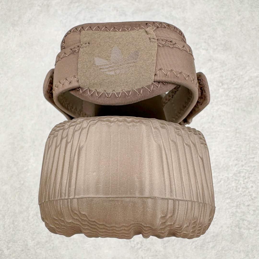 图片[8]-AD Original Adilette 22 Slide 3D打印沙滩涉水舒适耐磨运动凉鞋 由 3D 打印工艺打造 波浪型「山峦」设计彰显极简美学 鞋侧搭载「THE BRAND WITH THE THREE STRIPES」标识 整体造型从视觉上带来舒适感的同时 亦能满足多种风格的搭配 尺码：36 36.5 37.5 38 38.5 39 40 40.5 41 42 42.5 43 44 44.5 45 46-选品中心