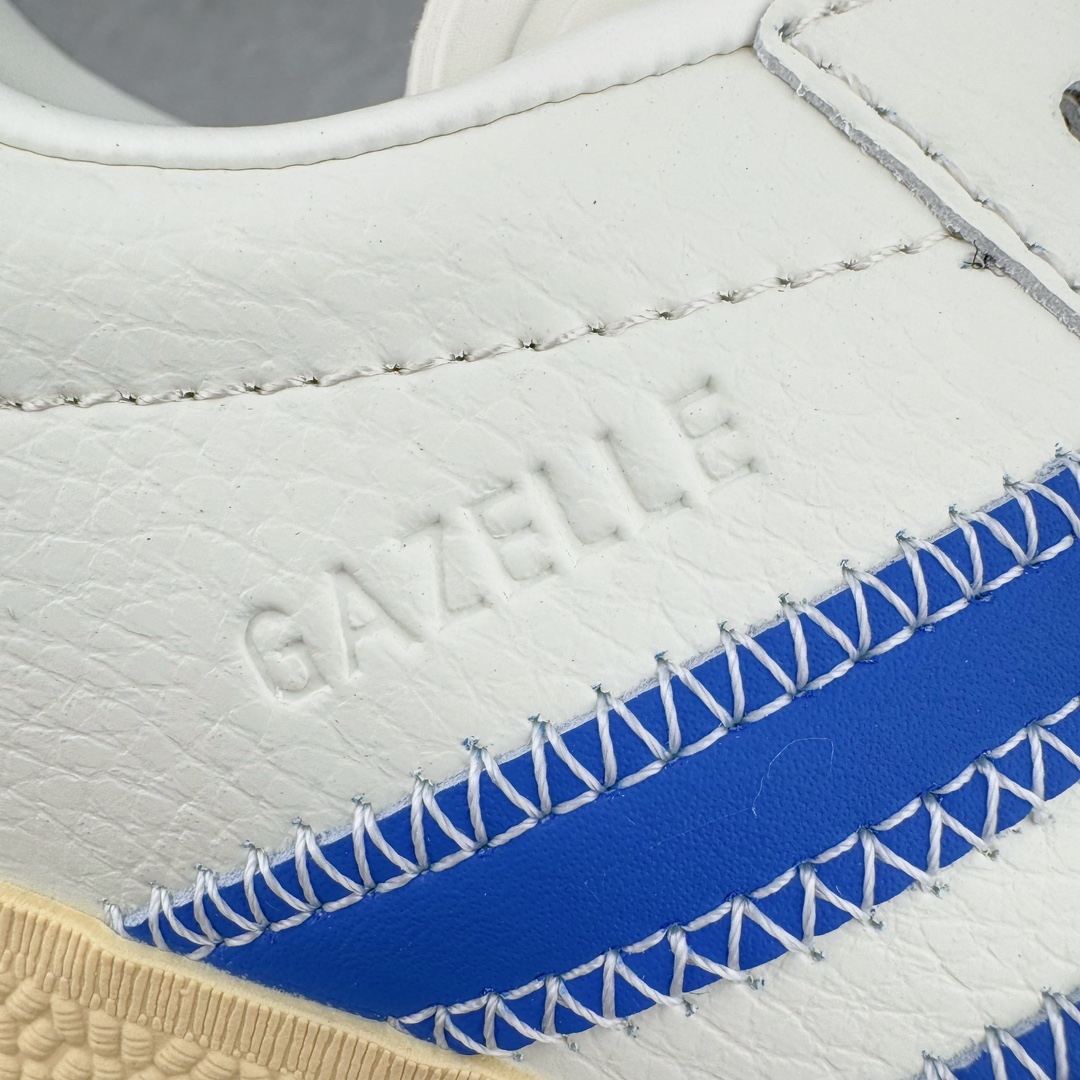 图片[13]-＃HP纯原 AD Original Gazelle Trainers 瞪羚室内鞋系列低帮复古百搭休闲运动德训风板鞋 IF4599 高端零售特供批次 原厂定制长毛翻毛皮组合环保纤维革鞋面材质 内置环保海玻璃鞋垫 外置RB橡胶大底 产品品控稳定性领先行业 原厂全套原楦原纸板冲刀磨具开发 原厂皮料加持 原厂港宝加持定型后跟R度完美 将复古进行到底 简约流畅 三十年不变经典 这款Gazelle运动鞋 无论面料、配色、质感或设计 都只在重现其1991年原款的经典 皮革鞋面 撞色三条纹和鞋跟标的设计 力求呈现90年代的经典复古风潮 Samba火热的同时 也带动了其它的复古鞋型 Gazelle便是其中一只 Gazelle Indoor拥有包边更宽的T字型鞋头 更好的保护运动员的前掌 浓浓的复古氛围感 非常适合现在流行的Cleanfit风格 尺码：35.5 36 36⅔ 37⅓ 38 38⅔ 39⅓ 40 40⅔ 41⅓ 42 42⅔ 43⅓ 44 44⅔ 45-选品中心