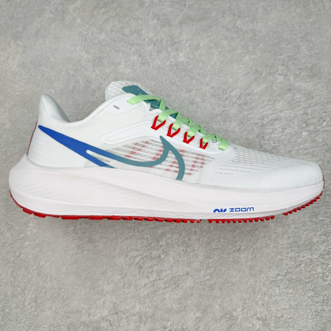 图片[7]-＃长期补货 超级跑量神器 NK Zoom Pegasus 39 登月39代系列 网纱透气缓震疾速跑鞋 中底内置Zoom Air 气垫 假一赔十 工厂个位数利润 淡季生产只为养工人 焕新升级 助力攻克湿滑的跑步征程 外底设计结合凹槽 铸就非凡抓地力 粘性橡胶助力提供非凡抓地力 合成材质与织物包覆双足 营造如袜子般透气舒适的穿着体验 传统鞋带系统易于调节 塑就个性化贴合体验 尺码：36 36.5 37.5 38 38.5 39 40 40.5 41 42 42.5 43 44 44.5 45-选品中心