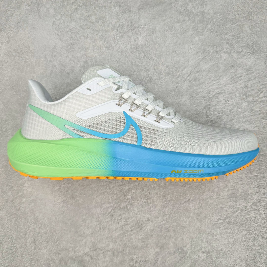 图片[6]-＃长期补货 超级跑量神器 NK Zoom Pegasus 39 登月39代系列 网纱透气缓震疾速跑鞋 中底内置Zoom Air 气垫 假一赔十 工厂个位数利润 淡季生产只为养工人 焕新升级 助力攻克湿滑的跑步征程 外底设计结合凹槽 铸就非凡抓地力 粘性橡胶助力提供非凡抓地力 合成材质与织物包覆双足 营造如袜子般透气舒适的穿着体验 传统鞋带系统易于调节 塑就个性化贴合体验 尺码：36 36.5 37.5 38 38.5 39 40 40.5 41 42 42.5 43 44 44.5 45-选品中心