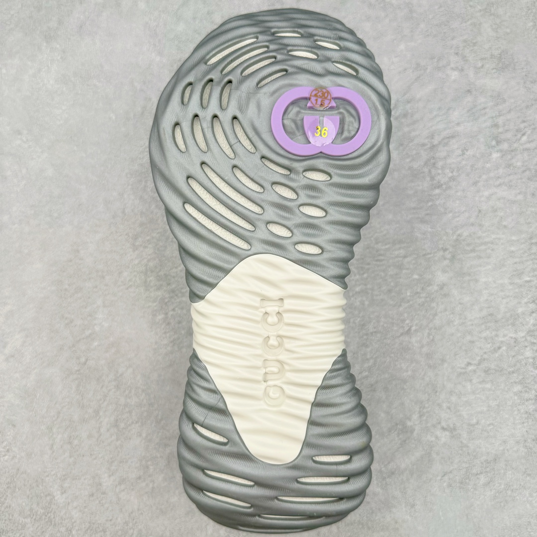 图片[9]-Gucci古驰2024年新款情侣金属皮革运动鞋 专柜最新情侣款厚底增高波浪休闲透气情侣鞋‼👑代购级别 Gucci 最新IP轻质厚底波浪鞋 上脚秒内增高4CM 🌷简约 好搭韵味十足～鞋舌且带电子芯片防伪 鞋面采用进口环保立面小羊皮 羊皮内里 羊皮成型乳胶鞋垫 原版IP+ TP U轻质大底 成型超舒服有弹力 尺码：35-45-选品中心