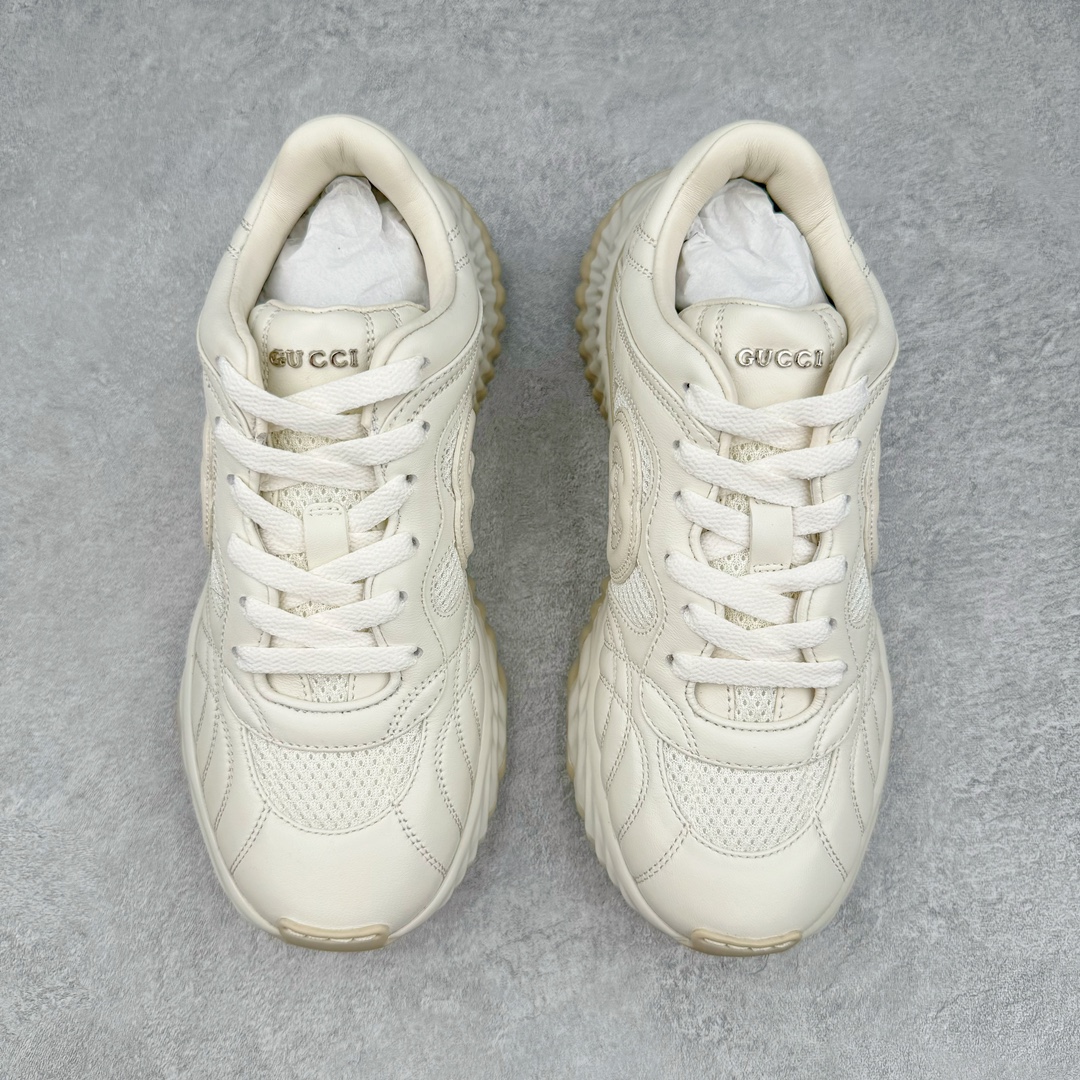 图片[2]-Gucci古驰2024年新款情侣金属皮革运动鞋 专柜最新情侣款厚底增高波浪休闲透气情侣鞋‼👑代购级别 Gucci 最新IP轻质厚底波浪鞋 上脚秒内增高4CM 🌷简约 好搭韵味十足～鞋舌且带电子芯片防伪 鞋面采用进口环保立面小羊皮 羊皮内里 羊皮成型乳胶鞋垫 原版IP+ TP U轻质大底 成型超舒服有弹力 尺码：35-45-选品中心