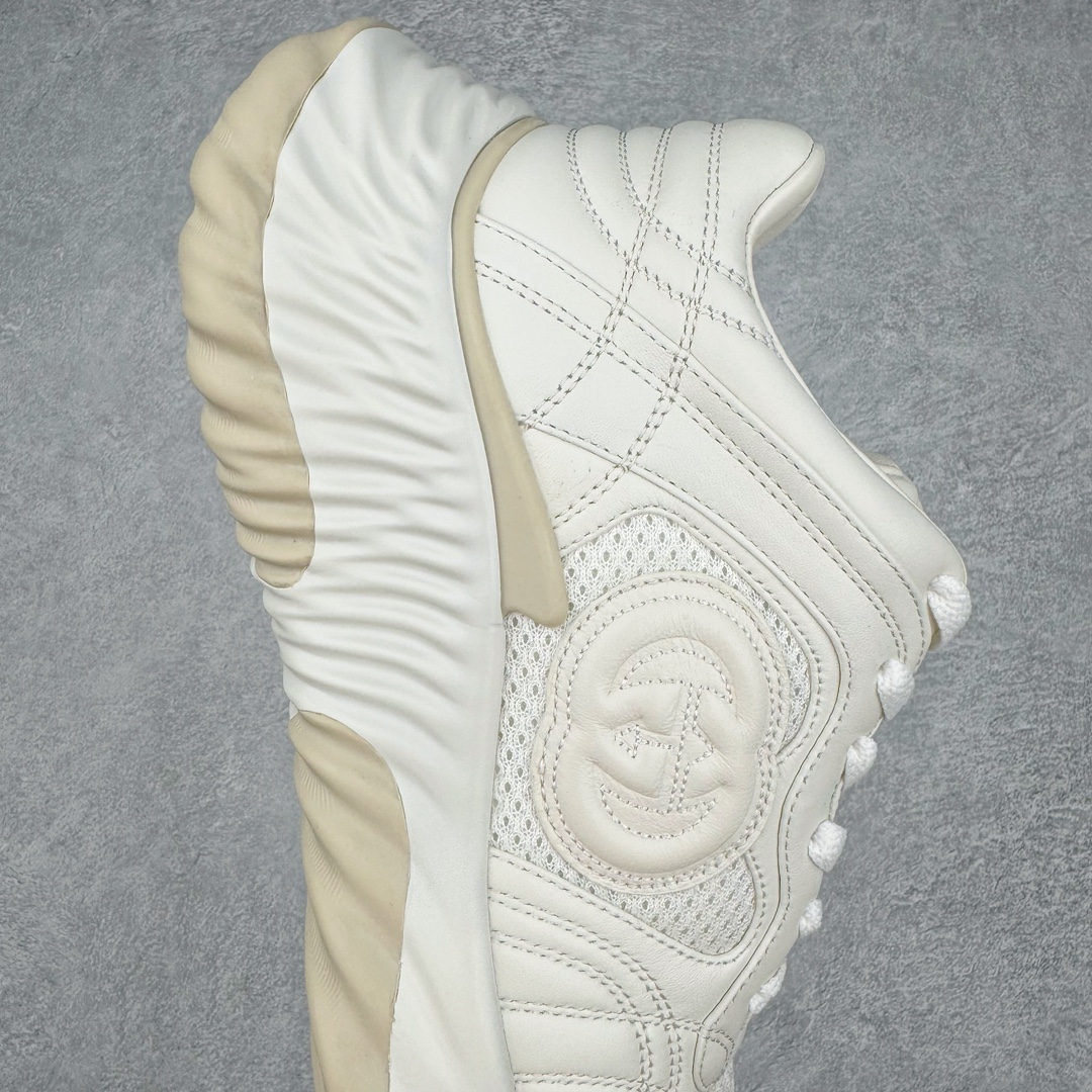 图片[6]-Gucci古驰2024年新款情侣金属皮革运动鞋 专柜最新情侣款厚底增高波浪休闲透气情侣鞋‼👑代购级别 Gucci 最新IP轻质厚底波浪鞋 上脚秒内增高4CM 🌷简约 好搭韵味十足～鞋舌且带电子芯片防伪 鞋面采用进口环保立面小羊皮 羊皮内里 羊皮成型乳胶鞋垫 原版IP+ TP U轻质大底 成型超舒服有弹力 尺码：35-45-选品中心