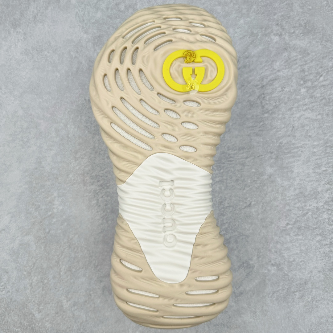 图片[9]-Gucci古驰2024年新款情侣金属皮革运动鞋 专柜最新情侣款厚底增高波浪休闲透气情侣鞋‼👑代购级别 Gucci 最新IP轻质厚底波浪鞋 上脚秒内增高4CM 🌷简约 好搭韵味十足～鞋舌且带电子芯片防伪 鞋面采用进口环保立面小羊皮 羊皮内里 羊皮成型乳胶鞋垫 原版IP+ TP U轻质大底 成型超舒服有弹力 尺码：35-45-选品中心