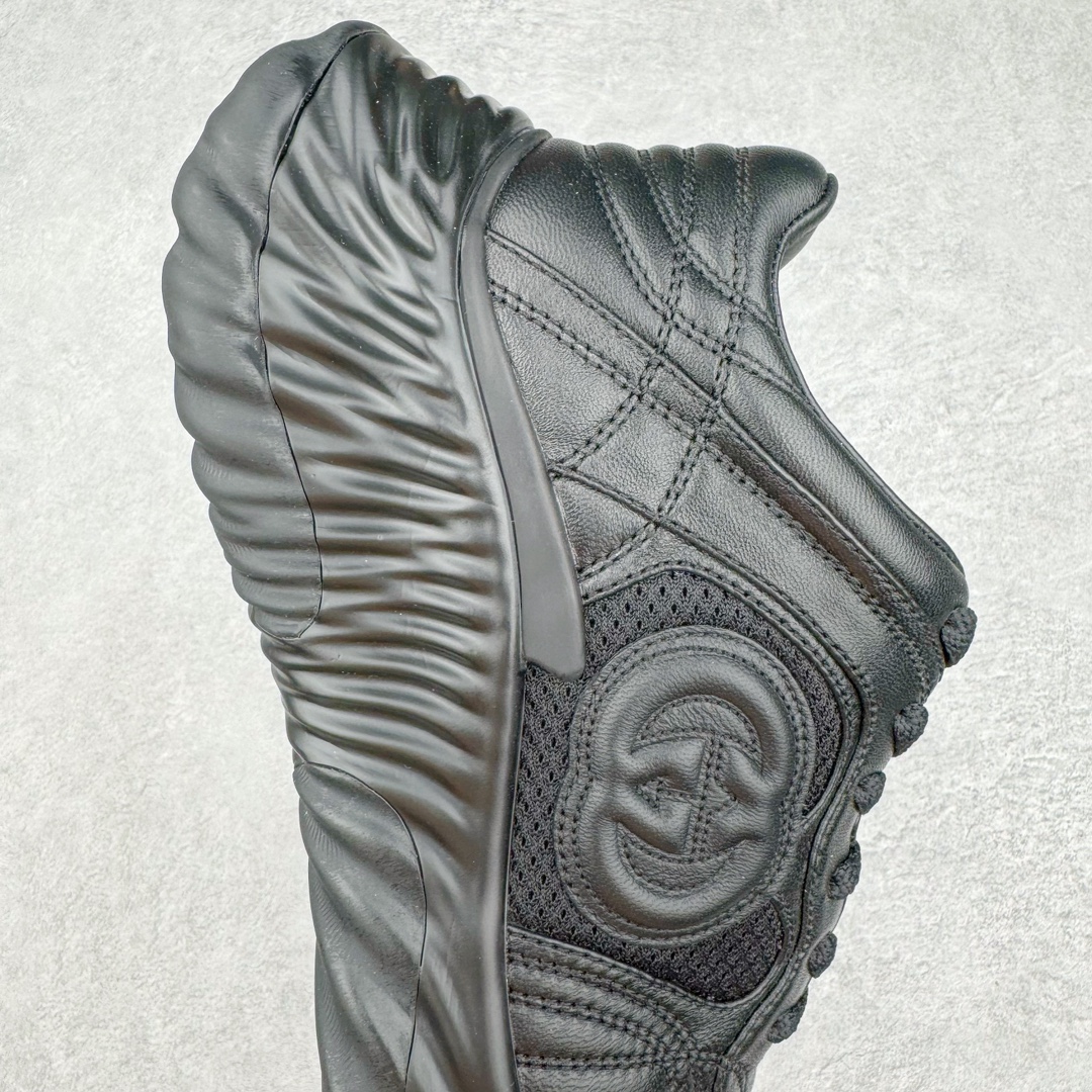 图片[6]-Gucci古驰2024年新款情侣金属皮革运动鞋 专柜最新情侣款厚底增高波浪休闲透气情侣鞋‼👑代购级别 Gucci 最新IP轻质厚底波浪鞋 上脚秒内增高4CM 🌷简约 好搭韵味十足～鞋舌且带电子芯片防伪 鞋面采用进口环保立面小羊皮 羊皮内里 羊皮成型乳胶鞋垫 原版IP+ TP U轻质大底 成型超舒服有弹力 尺码：35-45-选品中心