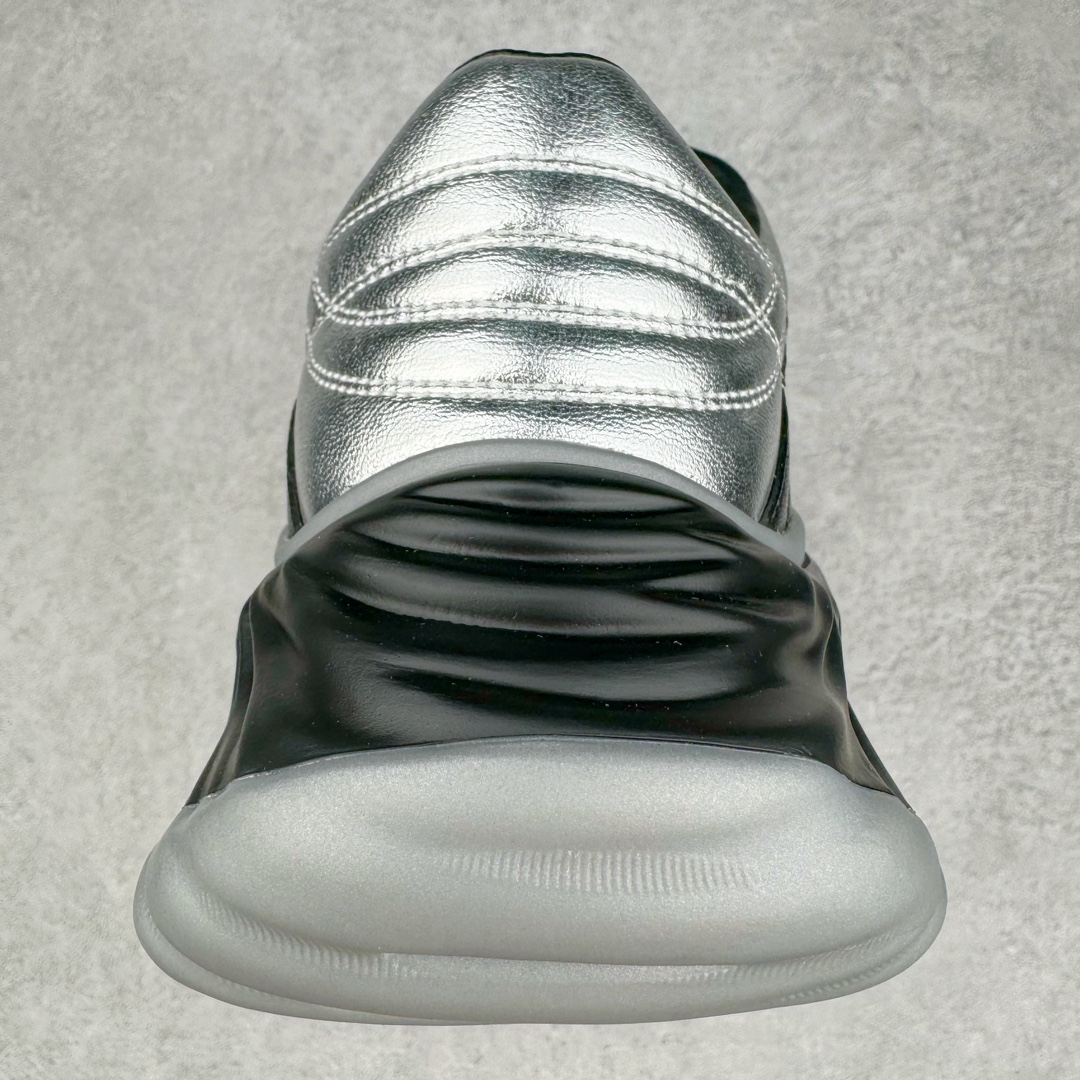 图片[8]-Gucci古驰2024年新款情侣金属皮革运动鞋 专柜最新情侣款厚底增高波浪休闲透气情侣鞋‼👑代购级别 Gucci 最新IP轻质厚底波浪鞋 上脚秒内增高4CM 🌷简约 好搭韵味十足～鞋舌且带电子芯片防伪 鞋面采用进口环保立面小羊皮 羊皮内里 羊皮成型乳胶鞋垫 原版IP+ TP U轻质大底 成型超舒服有弹力 尺码：35-45-选品中心