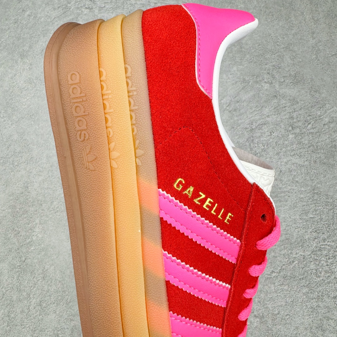 图片[6]-＃J版 AD Originals Gazelle Bold W 羚羊松糕系列复古百搭厚底增高低帮休闲运动板鞋 IH7496 新的一年就要换新的打扮啦！除了设定变美、健身、减肥等目标外，你已经可以利用鞋子来“偷偷改善身材比例”的愿望了！ 因为有一句话。身高不够。鞋子来凑~赶快入手以下各大运动品牌最新推出的“厚底增高运动鞋”吧。 是最好穿最百搭的长腿神器。 重点是……不仅价格不错～鞋子也不错啊！Originals的Gazelle Bold鞋款打造出「超厚底版本」！延续流线鞋型、经典麂皮材质、白色三条线和侧面烫金标志的复古外型，奶油白鞋底高度直接乘3，出门搭上它，保证一路步步高升。尺码：36 36⅔ 37⅓ 38 38⅔ 39⅓ 40-选品中心