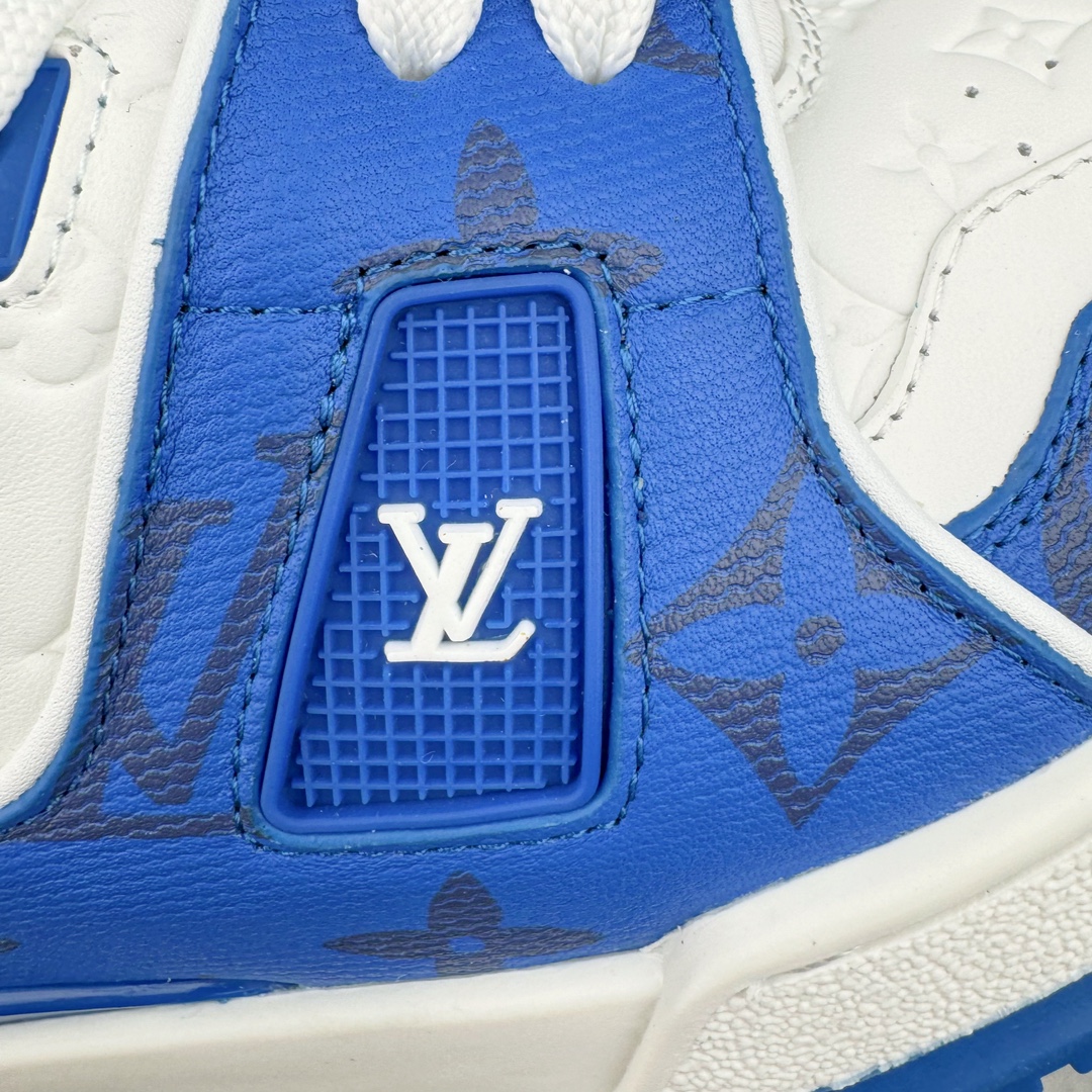 图片[15]-＃纯原福利 Louis Vuitton Trainer lv时装走秀运动鞋板鞋 牛仔白绿 老外外贸私人订单 全套原纸板楦头开发 原汁原味 完美呈现版型 原数据独家私模大底 超高清洁度 独家磨具开发男女鞋 全网最具灵魂的版型 正确原装黄色鞋盒 正确中底印花 鞋面印花3D高频深度立体 全鞋电脑针车 紧密相连 针距密度一致 环保乳胶注塑鞋垫 厚度脚感还原原版 皮面裁剪部位 统一油边封口工艺 原装橡胶大底含胶量大底组合零偏差 专柜全套包装 防尘袋 说明书 质保卡 尺码：36 37 38 39 40 41 42 43 44 45-选品中心
