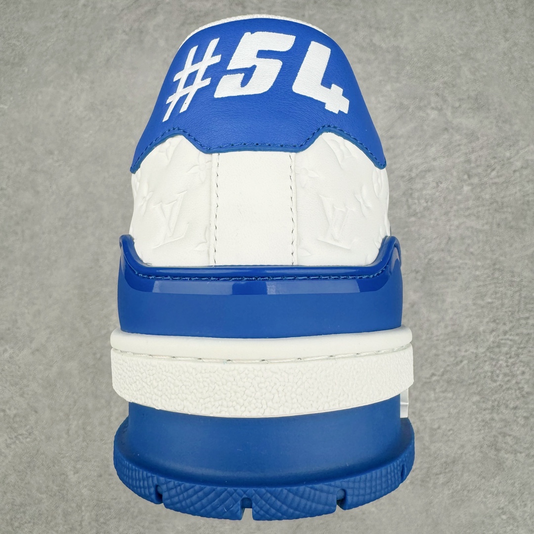 图片[8]-＃纯原福利 Louis Vuitton Trainer lv时装走秀运动鞋板鞋 牛仔白绿 老外外贸私人订单 全套原纸板楦头开发 原汁原味 完美呈现版型 原数据独家私模大底 超高清洁度 独家磨具开发男女鞋 全网最具灵魂的版型 正确原装黄色鞋盒 正确中底印花 鞋面印花3D高频深度立体 全鞋电脑针车 紧密相连 针距密度一致 环保乳胶注塑鞋垫 厚度脚感还原原版 皮面裁剪部位 统一油边封口工艺 原装橡胶大底含胶量大底组合零偏差 专柜全套包装 防尘袋 说明书 质保卡 尺码：36 37 38 39 40 41 42 43 44 45-选品中心