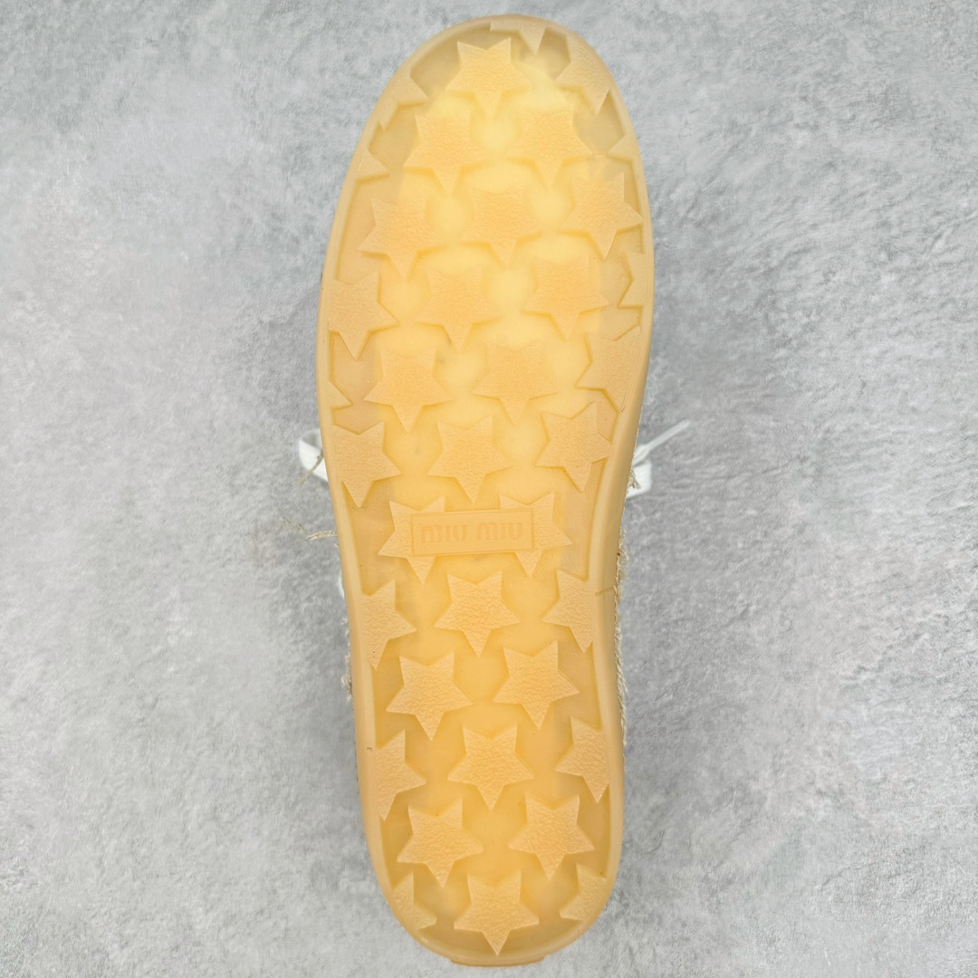 图片[9]-Miumiu 缪缪春夏新款帆布复古低帮时尚德训鞋 纯原开发 内里全头层小羊皮 原版防滑橡胶鞋底设计 定制原厂牛仔布鞋面 官方同步配件包装 尺码：35 36 37 38 39 40 41 42 43 44-选品中心