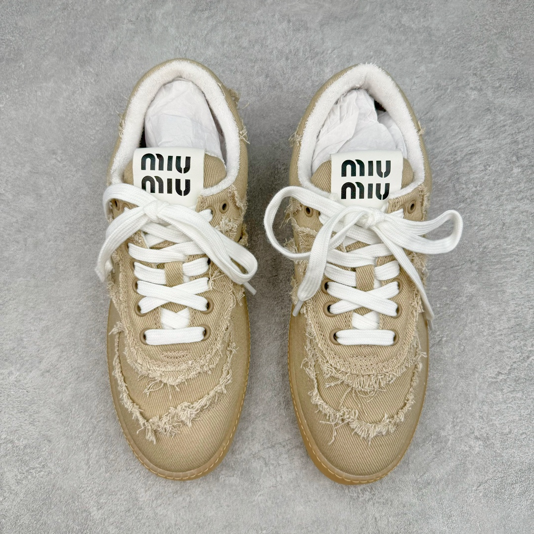 图片[2]-Miumiu 缪缪春夏新款帆布复古低帮时尚德训鞋 纯原开发 内里全头层小羊皮 原版防滑橡胶鞋底设计 定制原厂牛仔布鞋面 官方同步配件包装 尺码：35 36 37 38 39 40 41 42 43 44-选品中心
