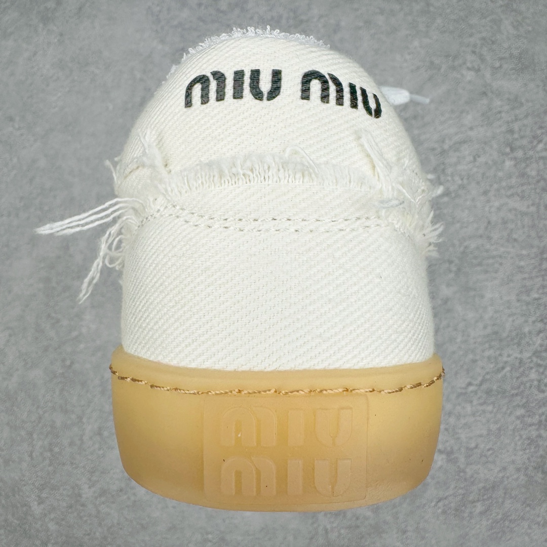 图片[8]-Miumiu 缪缪春夏新款帆布复古低帮时尚德训鞋 纯原开发 内里全头层小羊皮 原版防滑橡胶鞋底设计 定制原厂牛仔布鞋面 官方同步配件包装 尺码：35 36 37 38 39 40 41 42 43 44-选品中心