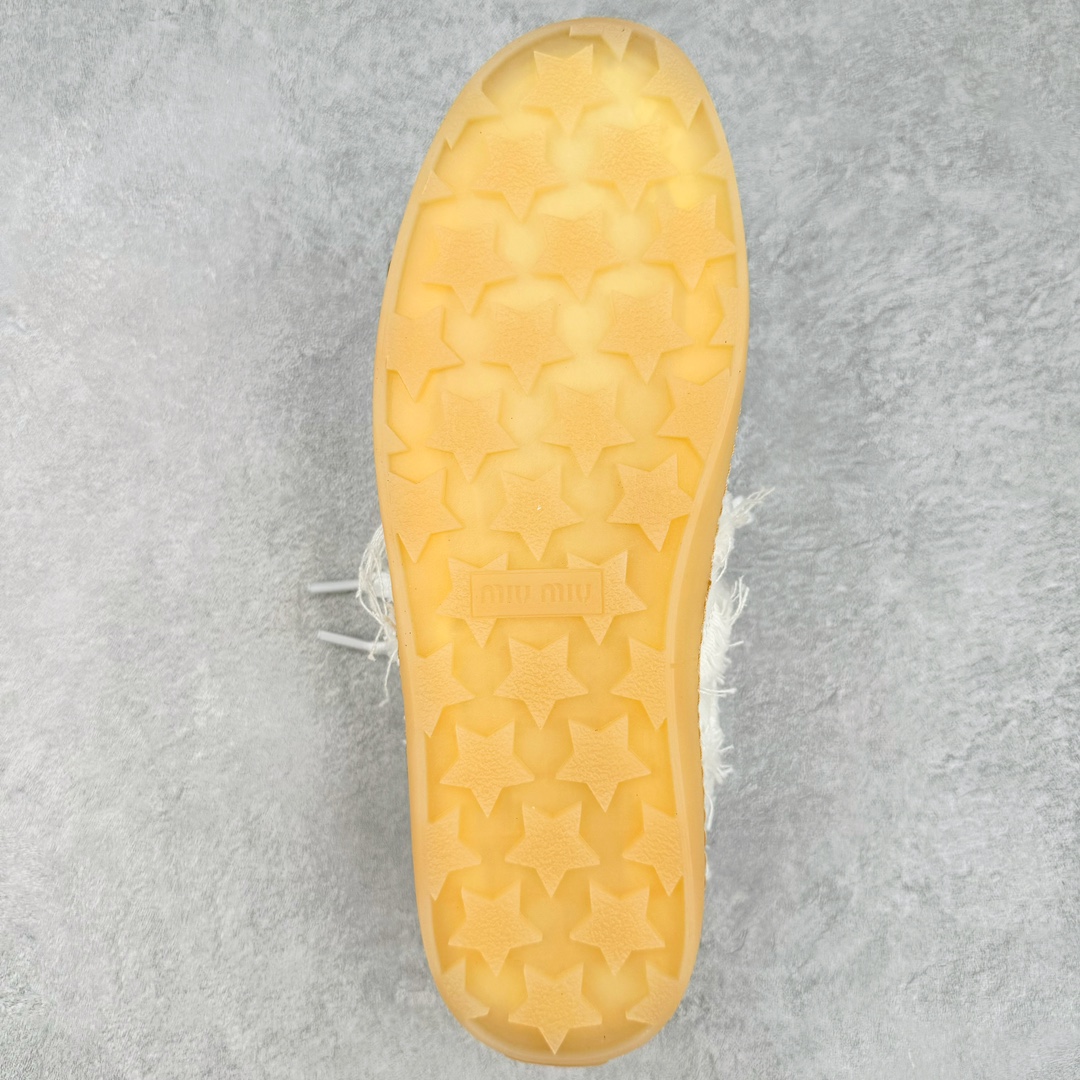 图片[9]-Miumiu 缪缪春夏新款帆布复古低帮时尚德训鞋 纯原开发 内里全头层小羊皮 原版防滑橡胶鞋底设计 定制原厂牛仔布鞋面 官方同步配件包装 尺码：35 36 37 38 39 40 41 42 43 44-选品中心