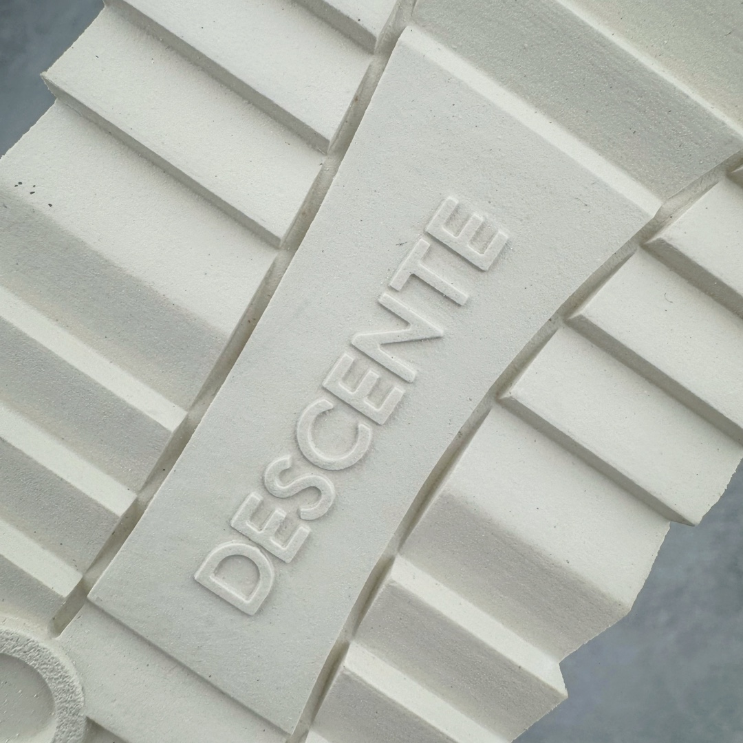 图片[16]-DESCENTE CHRON 迪桑特复古运动一脚蹬帆布鞋透气休闲鞋 轻松方便的一脚蹬设计 搭配轻质弹性鞋底 脚感舒适 简洁的帆布鞋面设计适用于多场景穿搭 尺码：36 36.5 37.5 38 38.5 39 40 40.5 41 42 42.5 43 44 44.5 45-选品中心