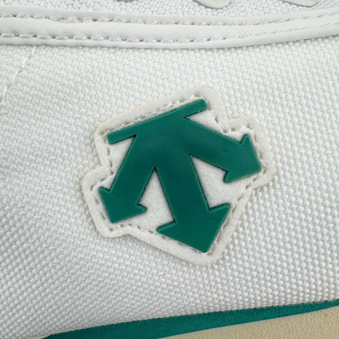 图片[15]-DESCENTE CHRON 迪桑特复古运动一脚蹬帆布鞋透气休闲鞋 轻松方便的一脚蹬设计 搭配轻质弹性鞋底 脚感舒适 简洁的帆布鞋面设计适用于多场景穿搭 尺码：36 36.5 37.5 38 38.5 39 40 40.5 41 42 42.5 43 44 44.5 45-选品中心