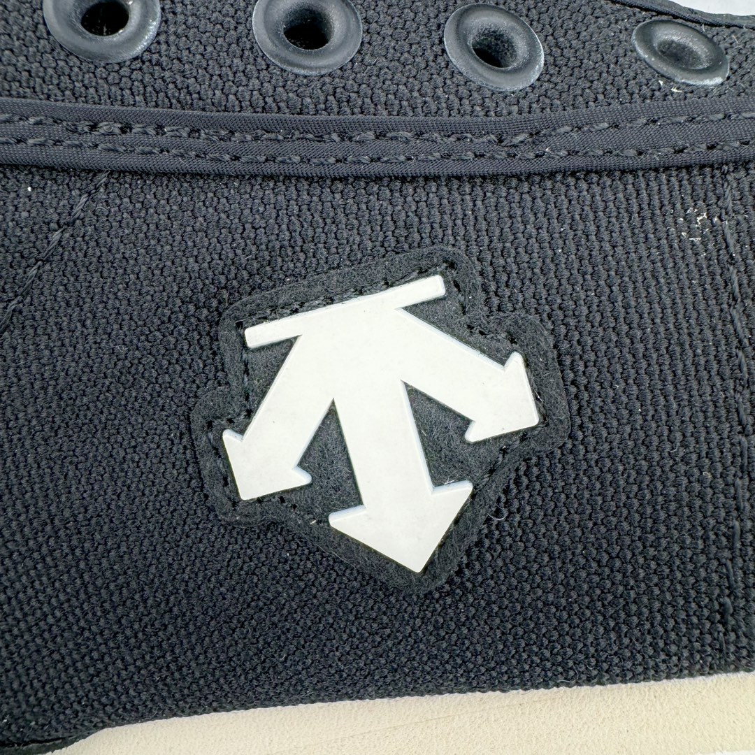 图片[13]-DESCENTE CHRON 迪桑特复古运动一脚蹬帆布鞋透气休闲鞋 轻松方便的一脚蹬设计 搭配轻质弹性鞋底 脚感舒适 简洁的帆布鞋面设计适用于多场景穿搭 尺码：36 36.5 37.5 38 38.5 39 40 40.5 41 42 42.5 43 44 44.5 45-选品中心