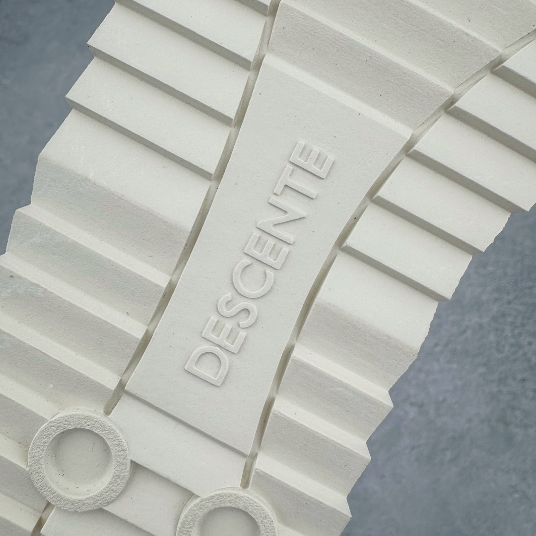 图片[14]-DESCENTE CHRON 迪桑特复古运动一脚蹬帆布鞋透气休闲鞋 轻松方便的一脚蹬设计 搭配轻质弹性鞋底 脚感舒适 简洁的帆布鞋面设计适用于多场景穿搭 尺码：36 36.5 37.5 38 38.5 39 40 40.5 41 42 42.5 43 44 44.5 45-选品中心