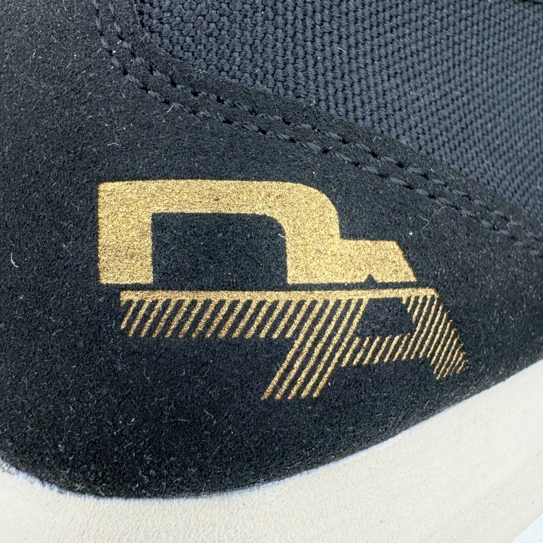 图片[11]-DESCENTE CHRON 迪桑特复古运动一脚蹬帆布鞋透气休闲鞋 轻松方便的一脚蹬设计 搭配轻质弹性鞋底 脚感舒适 简洁的帆布鞋面设计适用于多场景穿搭 尺码：36 36.5 37.5 38 38.5 39 40 40.5 41 42 42.5 43 44 44.5 45-选品中心