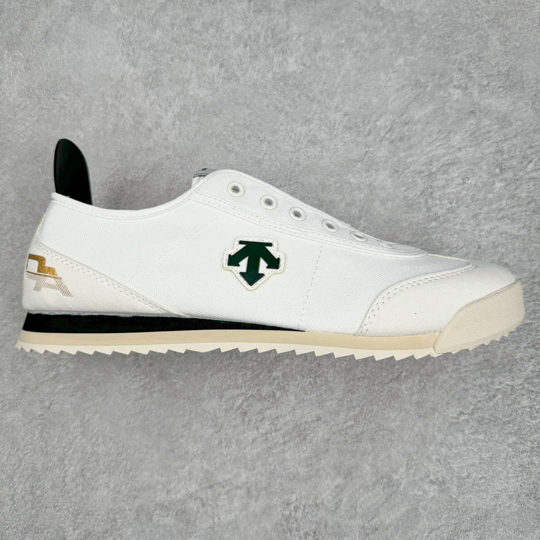 DESCENTE CHRON 迪桑特复古运动一脚蹬帆布鞋透气休闲鞋 轻松方便的一脚蹬设计 搭配轻质弹性鞋底 脚感舒适 简洁的帆布鞋面设计适用于多场景穿搭 尺码：36 36.5 37.5 38 38.5 39 40 40.5 41 42 42.5 43 44 44.5 45-选品中心