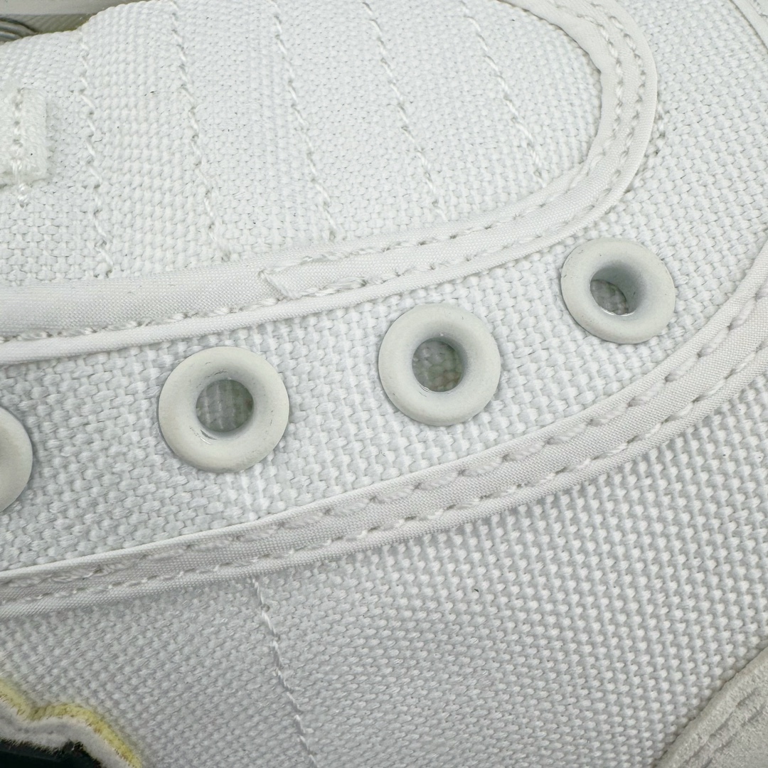 图片[14]-DESCENTE CHRON 迪桑特复古运动一脚蹬帆布鞋透气休闲鞋 轻松方便的一脚蹬设计 搭配轻质弹性鞋底 脚感舒适 简洁的帆布鞋面设计适用于多场景穿搭 尺码：36 36.5 37.5 38 38.5 39 40 40.5 41 42 42.5 43 44 44.5 45-选品中心