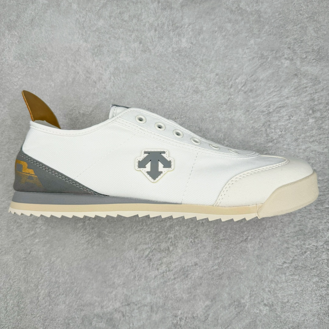 DESCENTE CHRON 迪桑特复古运动一脚蹬帆布鞋透气休闲鞋 轻松方便的一脚蹬设计 搭配轻质弹性鞋底 脚感舒适 简洁的帆布鞋面设计适用于多场景穿搭 尺码：36 36.5 37.5 38 38.5 39 40 40.5 41 42 42.5 43 44 44.5 45-选品中心