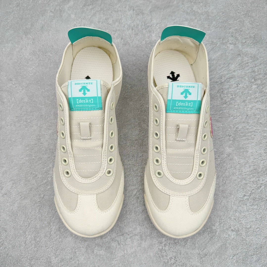 图片[2]-DESCENTE CHRON 迪桑特复古运动一脚蹬帆布鞋透气休闲鞋 轻松方便的一脚蹬设计 搭配轻质弹性鞋底 脚感舒适 简洁的帆布鞋面设计适用于多场景穿搭 尺码：36 36.5 37.5 38 38.5 39 40 40.5 41 42 42.5 43 44 44.5 45-选品中心