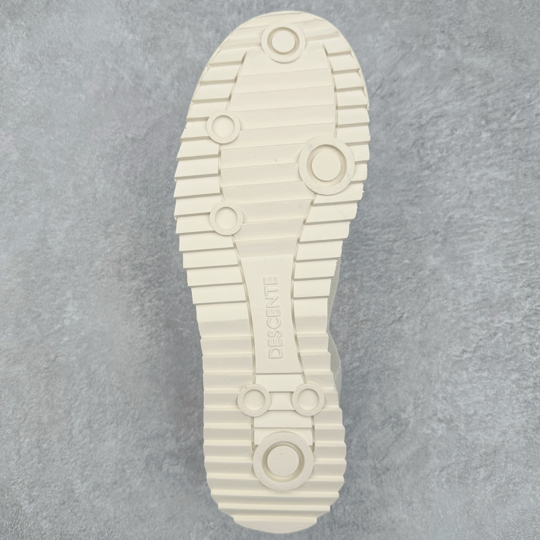 图片[9]-DESCENTE CHRON 迪桑特复古运动一脚蹬帆布鞋透气休闲鞋 轻松方便的一脚蹬设计 搭配轻质弹性鞋底 脚感舒适 简洁的帆布鞋面设计适用于多场景穿搭 尺码：36 36.5 37.5 38 38.5 39 40 40.5 41 42 42.5 43 44 44.5 45-选品中心