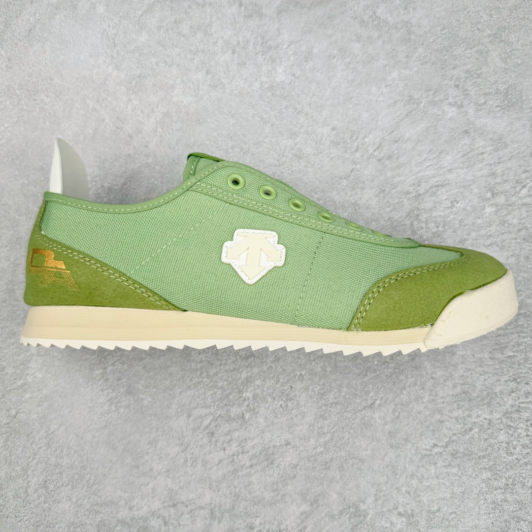 DESCENTE CHRON 迪桑特复古运动一脚蹬帆布鞋透气休闲鞋 轻松方便的一脚蹬设计 搭配轻质弹性鞋底 脚感舒适 简洁的帆布鞋面设计适用于多场景穿搭 尺码：36 36.5 37.5 38 38.5 39 40 40.5 41 42 42.5 43 44 44.5 45-选品中心