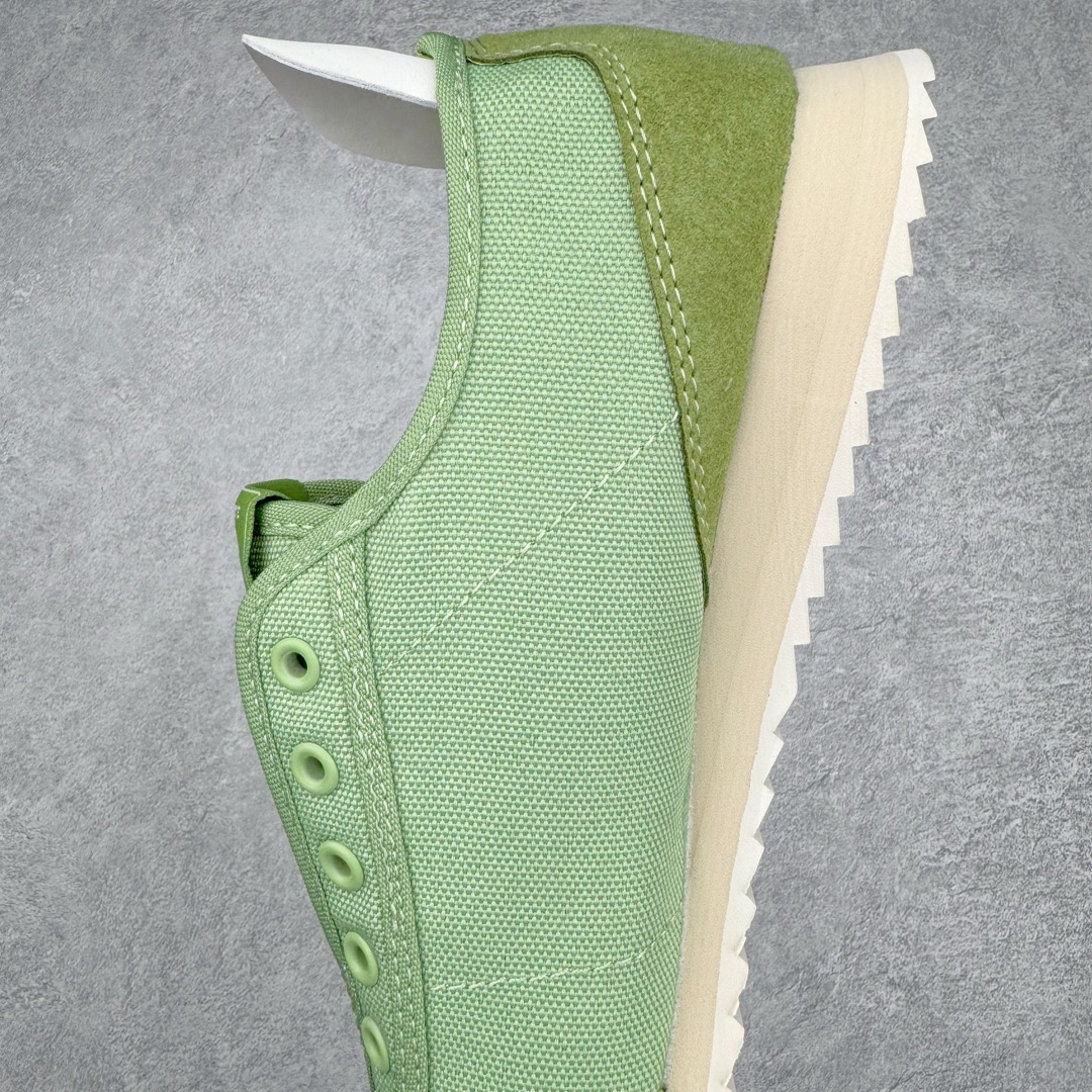 图片[7]-DESCENTE CHRON 迪桑特复古运动一脚蹬帆布鞋透气休闲鞋 轻松方便的一脚蹬设计 搭配轻质弹性鞋底 脚感舒适 简洁的帆布鞋面设计适用于多场景穿搭 尺码：36 36.5 37.5 38 38.5 39 40 40.5 41 42 42.5 43 44 44.5 45-选品中心