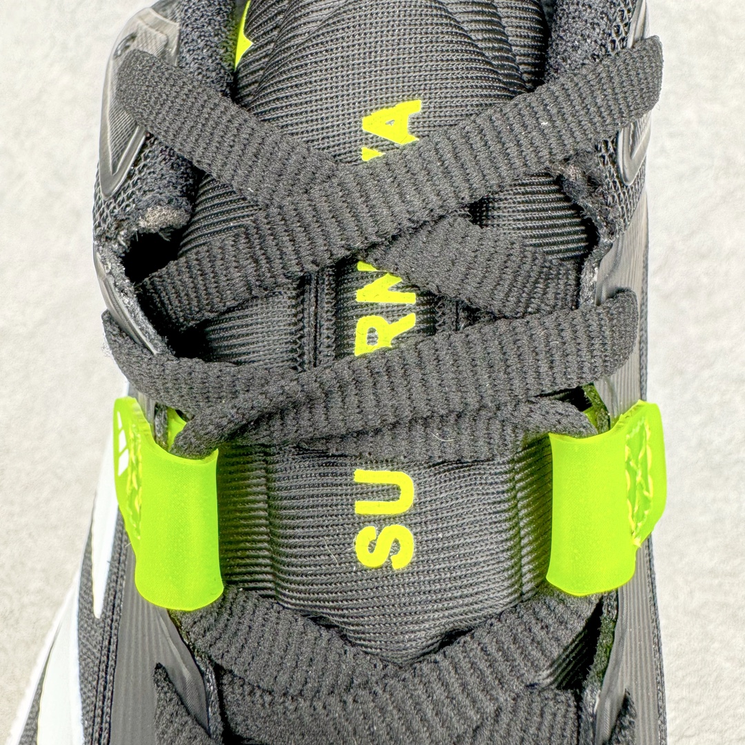 图片[11]-AD Supernova Rise 阿迪全新休闲轻跑鞋 IG1801 款鞋采用了Dreamstrike+ 中底 将缓冲材质与柔软的织物相结合 以最大限度地减少刺激性摩擦和慢跑后水泡的可能性 在美学方面 Supernova Rise 从自然和生物中汲取灵感 如深色底色和半绿色细节 尺码：36 36.5 37.5 38 38.5 39 40 40.5 41 42 42.5 43 44 44.5 45-选品中心