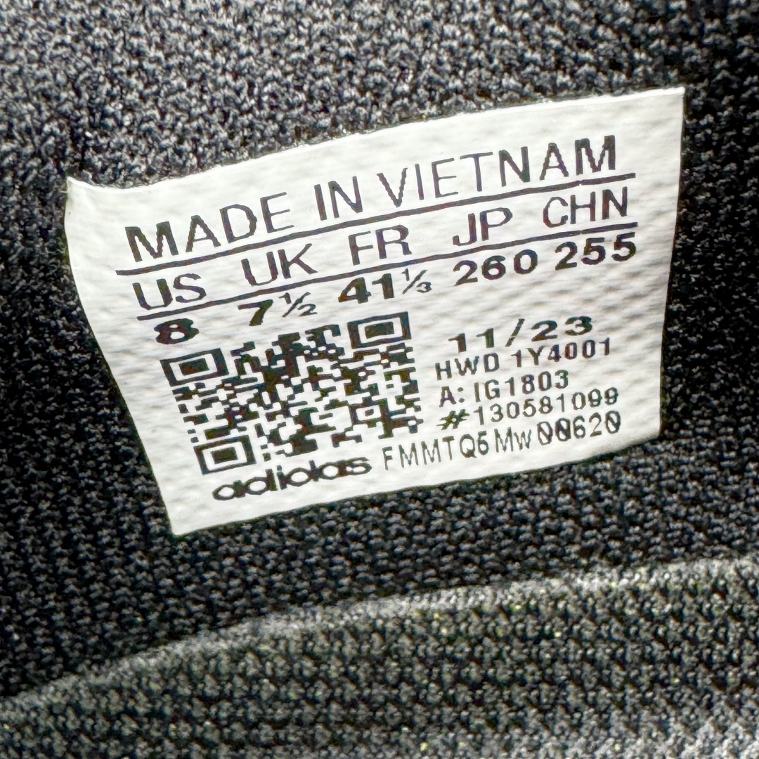 图片[10]-AD Supernova Rise 阿迪全新休闲轻跑鞋 IG1803 款鞋采用了Dreamstrike+ 中底 将缓冲材质与柔软的织物相结合 以最大限度地减少刺激性摩擦和慢跑后水泡的可能性 在美学方面 Supernova Rise 从自然和生物中汲取灵感 如深色底色和半绿色细节 尺码：36 36.5 37.5 38 38.5 39 40 40.5 41 42 42.5 43 44 44.5 45-选品中心