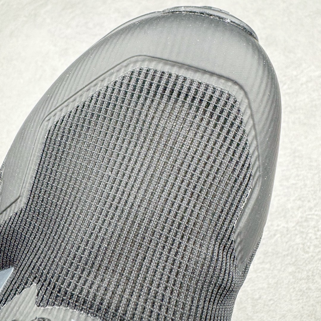 图片[10]-AD Supernova Rise 阿迪全新休闲轻跑鞋 IG1802 款鞋采用了Dreamstrike+ 中底 将缓冲材质与柔软的织物相结合 以最大限度地减少刺激性摩擦和慢跑后水泡的可能性 在美学方面 Supernova Rise 从自然和生物中汲取灵感 如深色底色和半绿色细节 尺码：36 36.5 37.5 38 38.5 39 40 40.5 41 42 42.5 43 44 44.5 45-选品中心