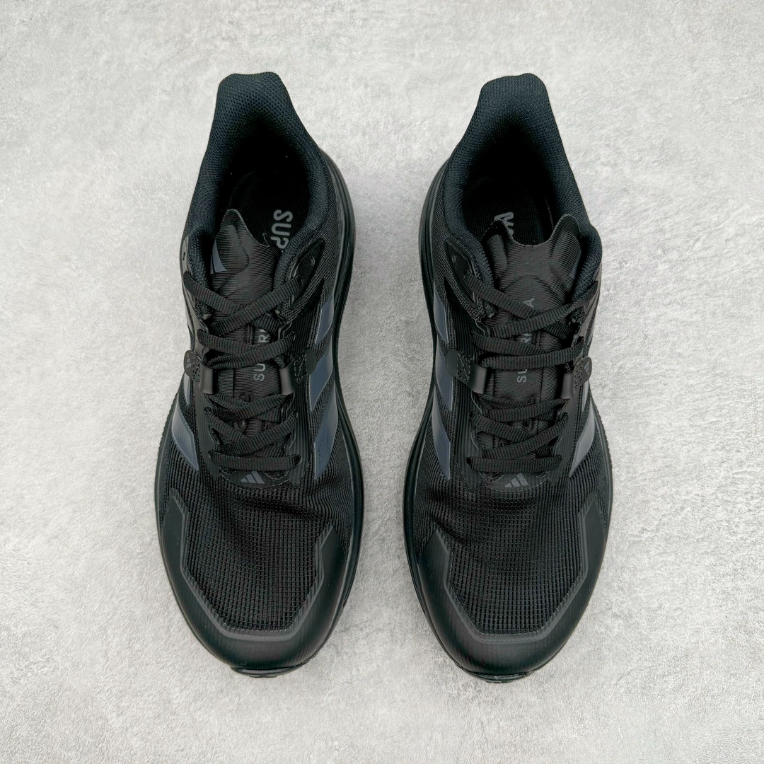 图片[2]-AD Supernova Rise 阿迪全新休闲轻跑鞋 IG1802 款鞋采用了Dreamstrike+ 中底 将缓冲材质与柔软的织物相结合 以最大限度地减少刺激性摩擦和慢跑后水泡的可能性 在美学方面 Supernova Rise 从自然和生物中汲取灵感 如深色底色和半绿色细节 尺码：36 36.5 37.5 38 38.5 39 40 40.5 41 42 42.5 43 44 44.5 45-选品中心