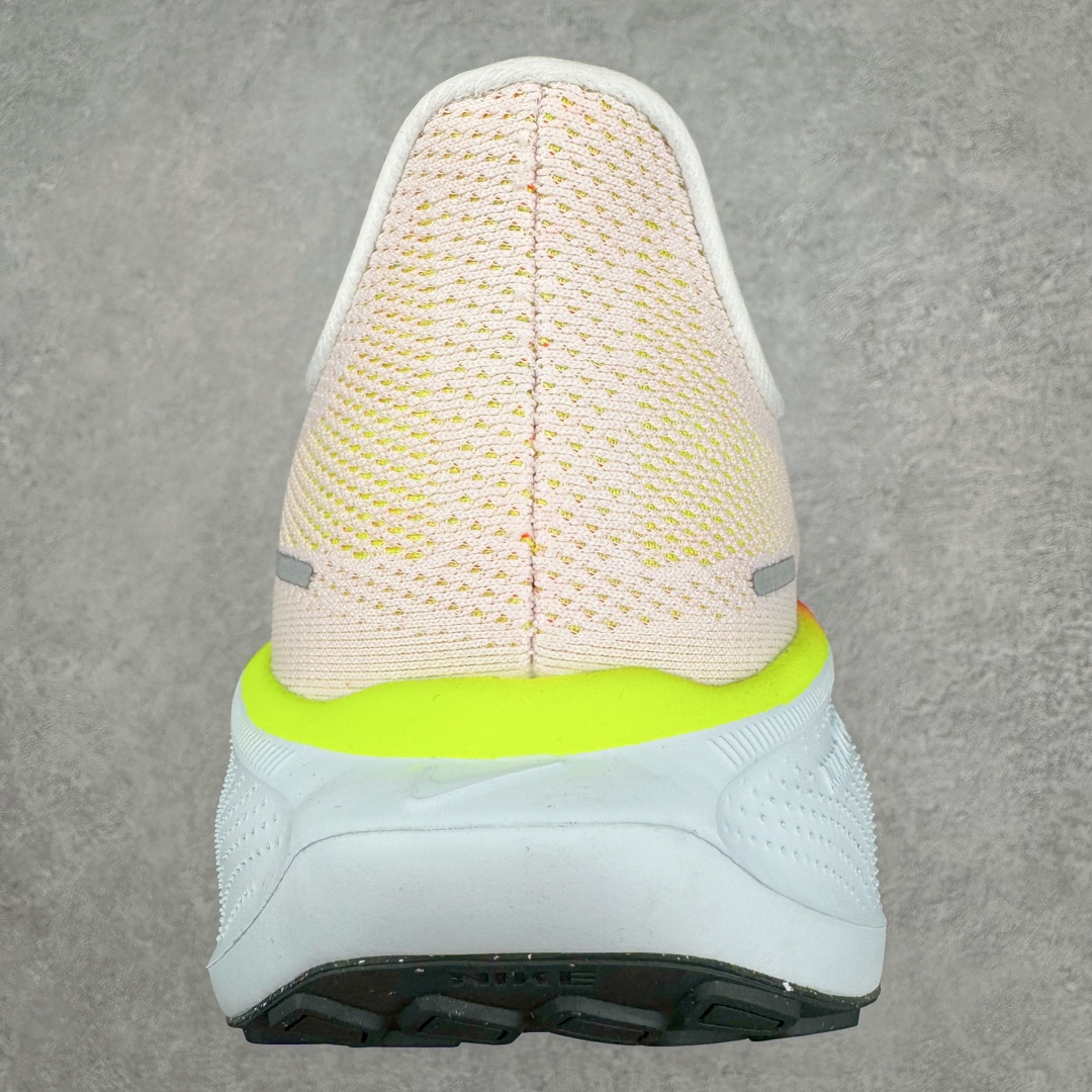 图片[8]-NK Zoom Pegasus 飞马41代马拉松系列网面透气缓震疾速跑鞋 拥有 Zoom Air 一如既往的稳定感和流畅感 鞋面采用工程网眼设计 为特定高热区域营造出色透气性 进一步增加鞋面的穿孔数量 让足部能够快速散热 中足搭配 Flywire 飞线 在高速运动时营造舒适稳定的贴合感 内置Zoon气垫加持 动力十足 货号：FD2722-100 尺码：36 36.5 37.5 38 38.5 39 40 40.5 41 42 42.5 43 44 44.5 45-选品中心