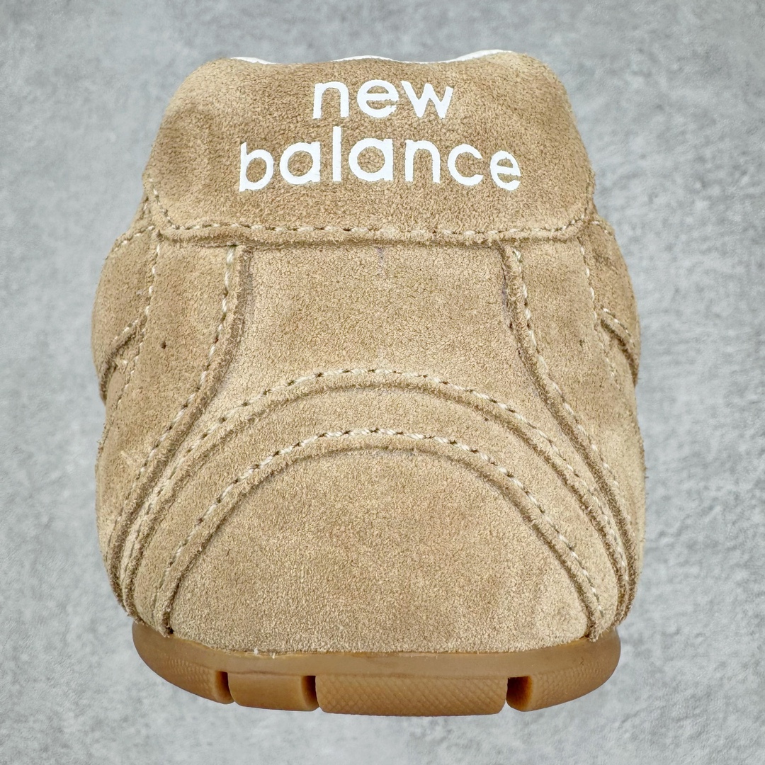 图片[8]-＃M纯原 Miumiu x New Balance NB530 新百伦缪缪联名款复古运动鞋 全套原楦原纸板原厂数据开发 原厂三文治网纱 原装进口羊皮加羊反绒正确绒感卡色 正确中底拉帮中底纸板满印细节 冲裁组合 匠心打造 耗时两个月开发完成 工艺极其复杂难度可想而知 新开独立私模大底 全网唯一正确私模大底 高端零售专供产物 这双变奏版本的530 SL 有着抢眼的双鞋带系统 以撞色的拼接感带出不同以往的风格 同时透过网眼面料与麂皮呈现复古质地 除了极为受到欢迎的棕色调之外 还推出了轻盈的裸白色系 而双方的联名徽标则展现在鞋舌以及内里衬底之上 搭配棉质和皮革的双重鞋带设计呈现出不俗的质感 此番的一大亮点就是将原来的ABZORB 鞋底更换为超薄外底 诠释Y2K风造型 鞋舌上的\\\”Miu Miu\\\”和\\\”NB\\\”Logo彰显联名身份 整双鞋带来浓浓的复古氛围 尺码：36 37 37.5 38 38.5 39.5 40 40.5 41.5 42 42.5 43 44 44.5 45 45.5 46.5-选品中心