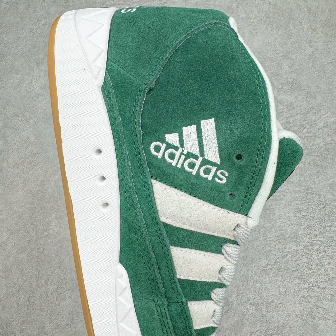 图片[6]-＃C版纯原 Crude x AD Originals Adimatic MID 马蒂奇系列中帮复古鲨鱼面包休闲运动休闲滑板板鞋 IE0022 葡萄牙涂鸦艺术家 Crude 与 Originals合作鞋款“Ynuk”系列。此次双方以Adimatic鞋型为基础，带来Crude × adidas Originals Adimatic Mid，一款超高颜值的面包鞋！鞋面采用麂皮材质打造，质感满满。鞋身元素经过放大处理，加厚的鞋舌、宽大的鞋带、大尺寸的三条杠。中底部分，鞋头、鞋尾是鲨鱼齿图案。最后深灰色中底搭配橡胶为底收尾，完善整双鞋设计。尺码：36 36⅔ 37⅓ 38 38⅔ 39⅓ 40 40⅔ 41⅓ 42 42⅔ 43⅓ 44 45-选品中心